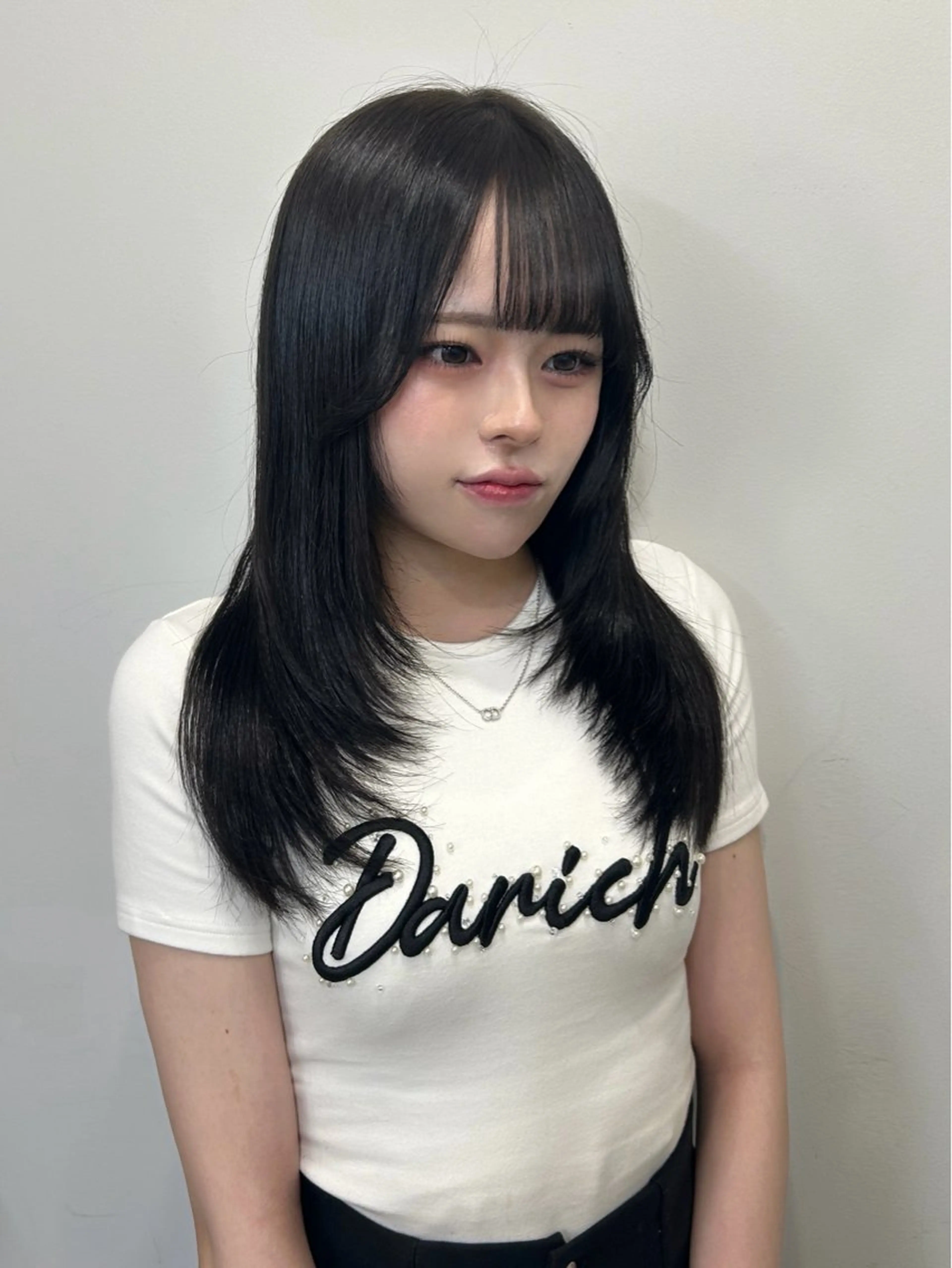 ミディアム 顔まわりレイヤー 韓国風ヘア レイヤーカット 似合わせカット ワンホンヘア 梅田l大人韓国ヘア レイヤー×艶カラーのヘアスタイル