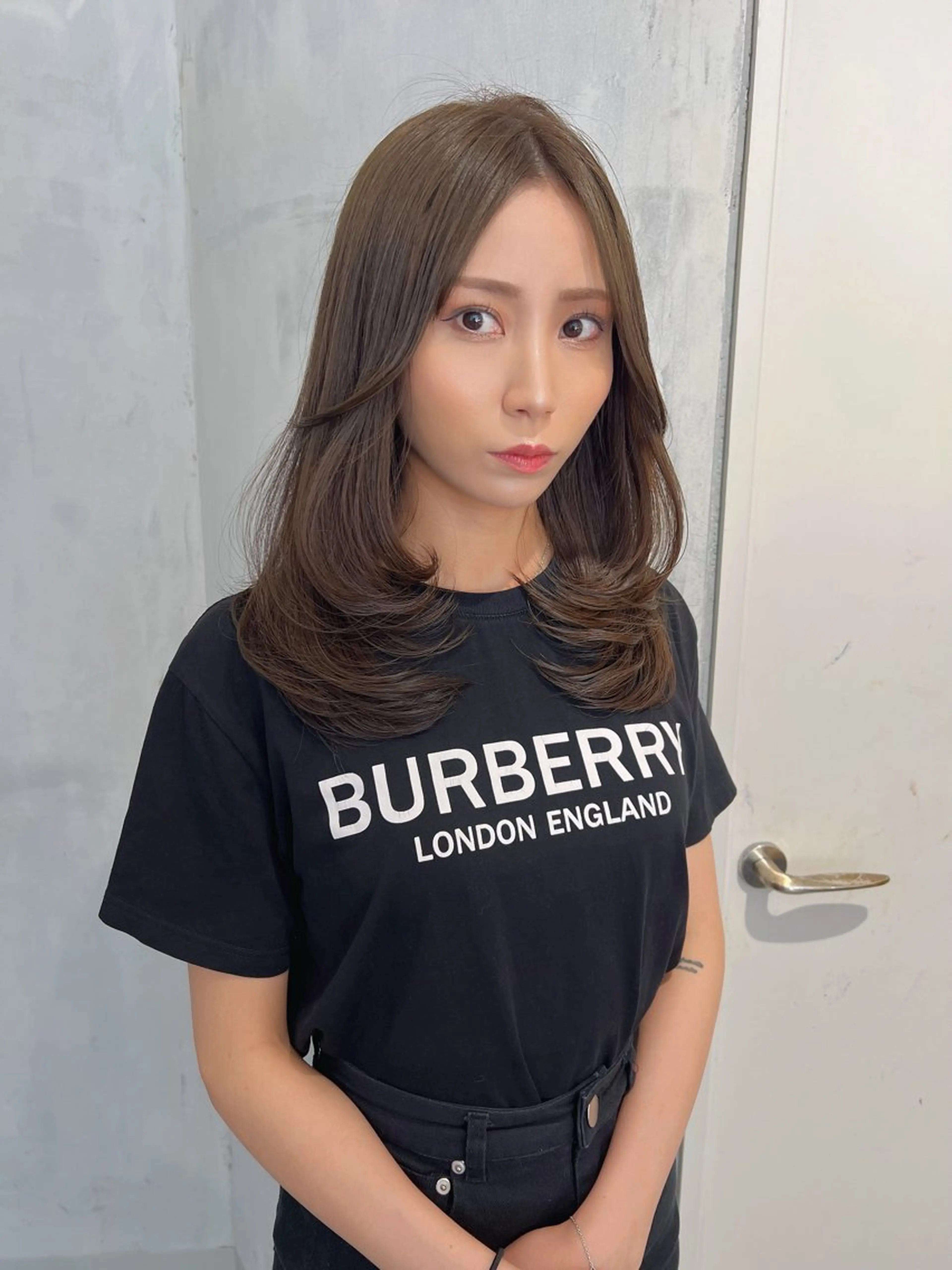 セミロング 韓国レイヤーカット/ 縮毛矯正/羽田航のヘアスタイル