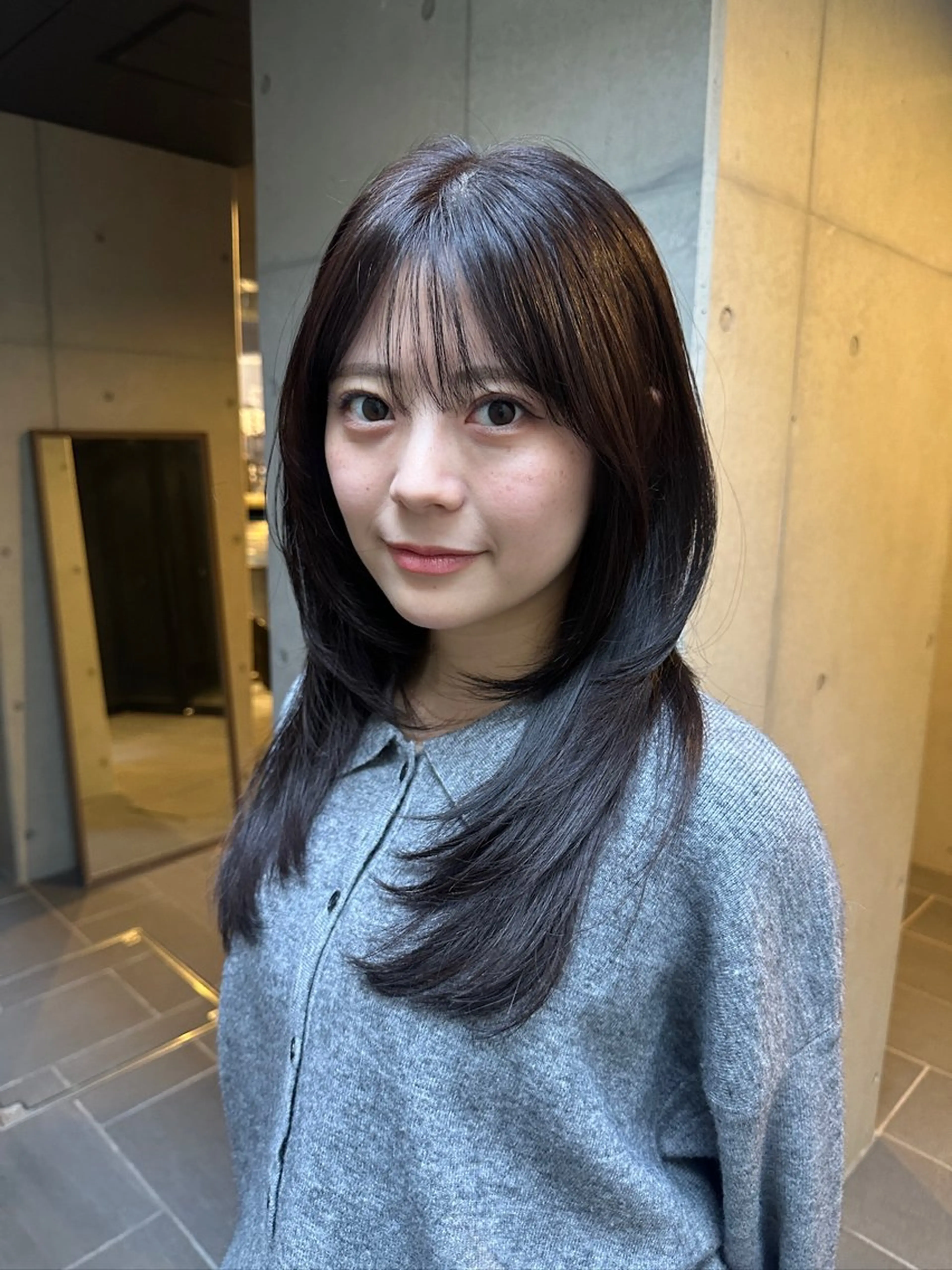 セミロング カラー 顔まわりレイヤー ハッシュカット 韓国風ヘア レイヤーカット カット ヘアカラー 似合わせウルフ/ レイヤー/山本祐輔のヘアスタイル