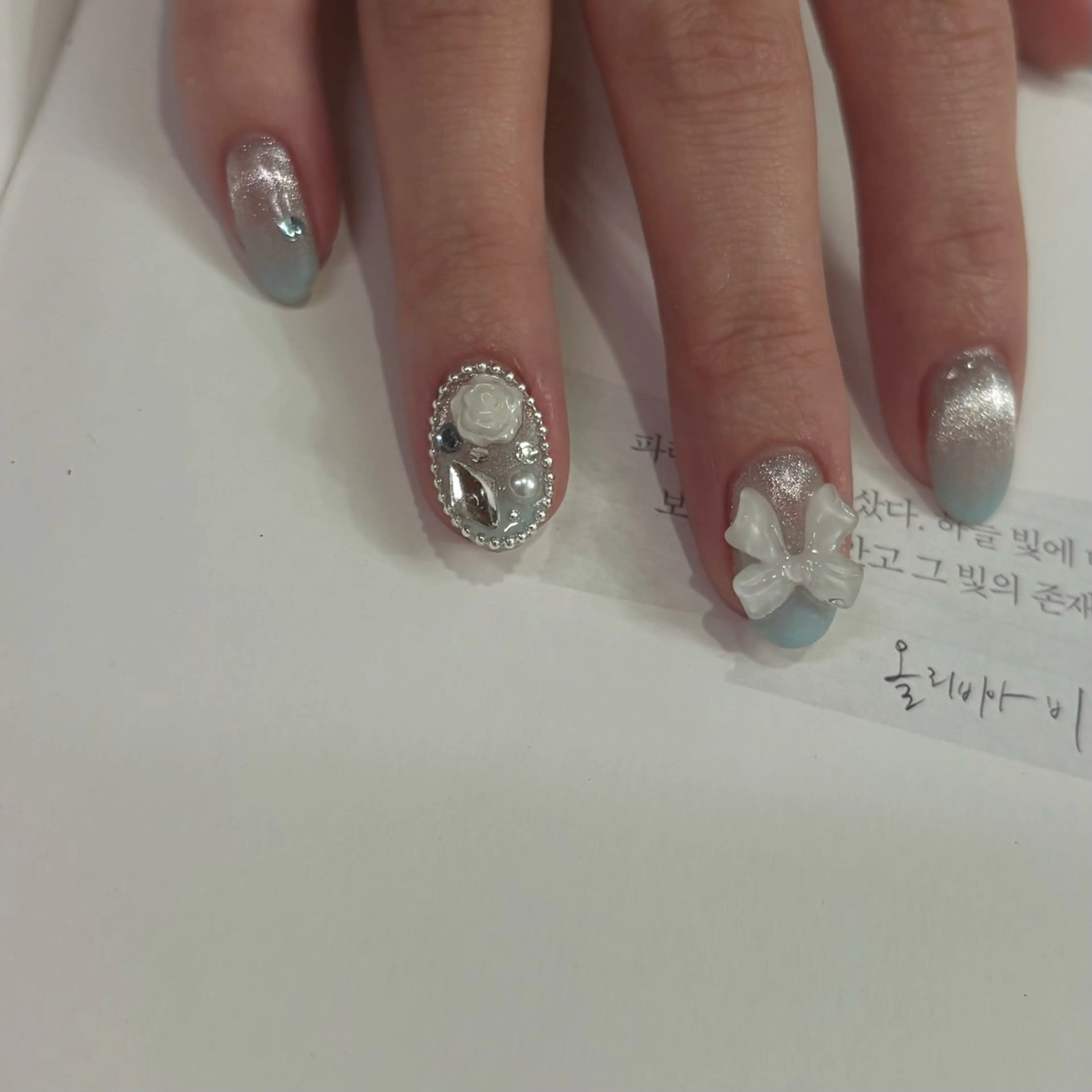 ネイル ネイルズシャトン🪡 ネイリスト齊藤のネイルデザイン