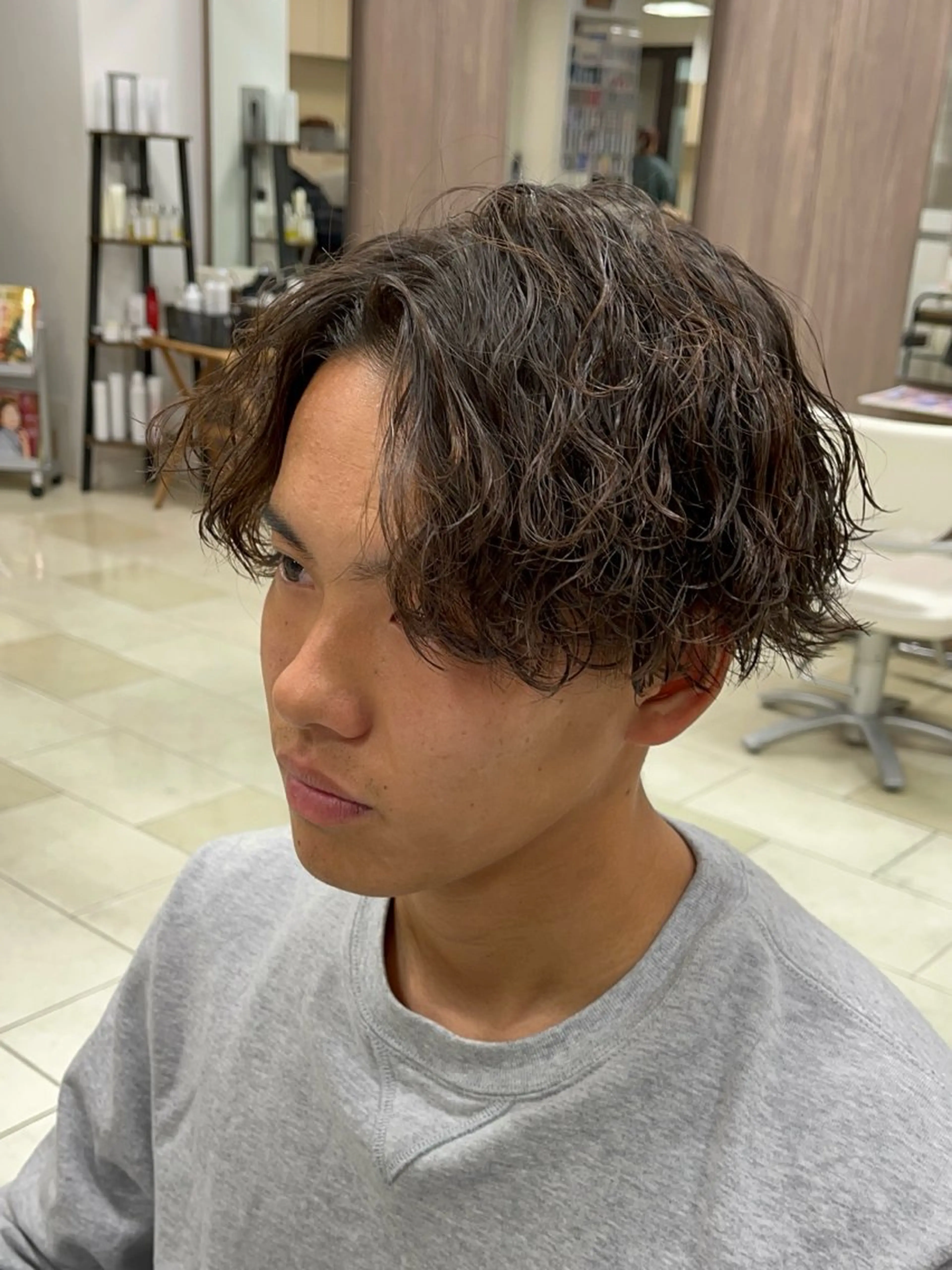 ショート パーマ メンズ メンズパーマ 波巻きパーマ カット パーマ トリートメント メンズカット/ hattoriのヘアスタイル