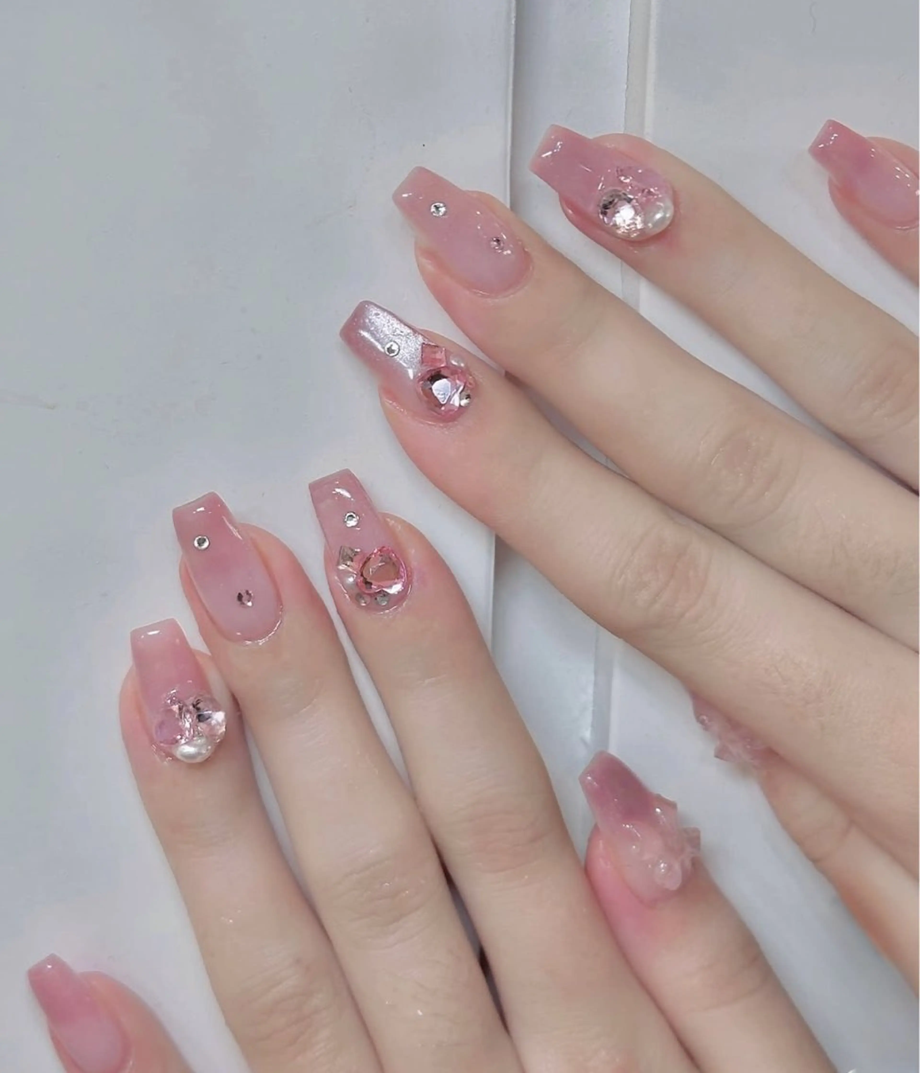 ネイル NailSalon✨ Écrinエクランのネイルデザイン