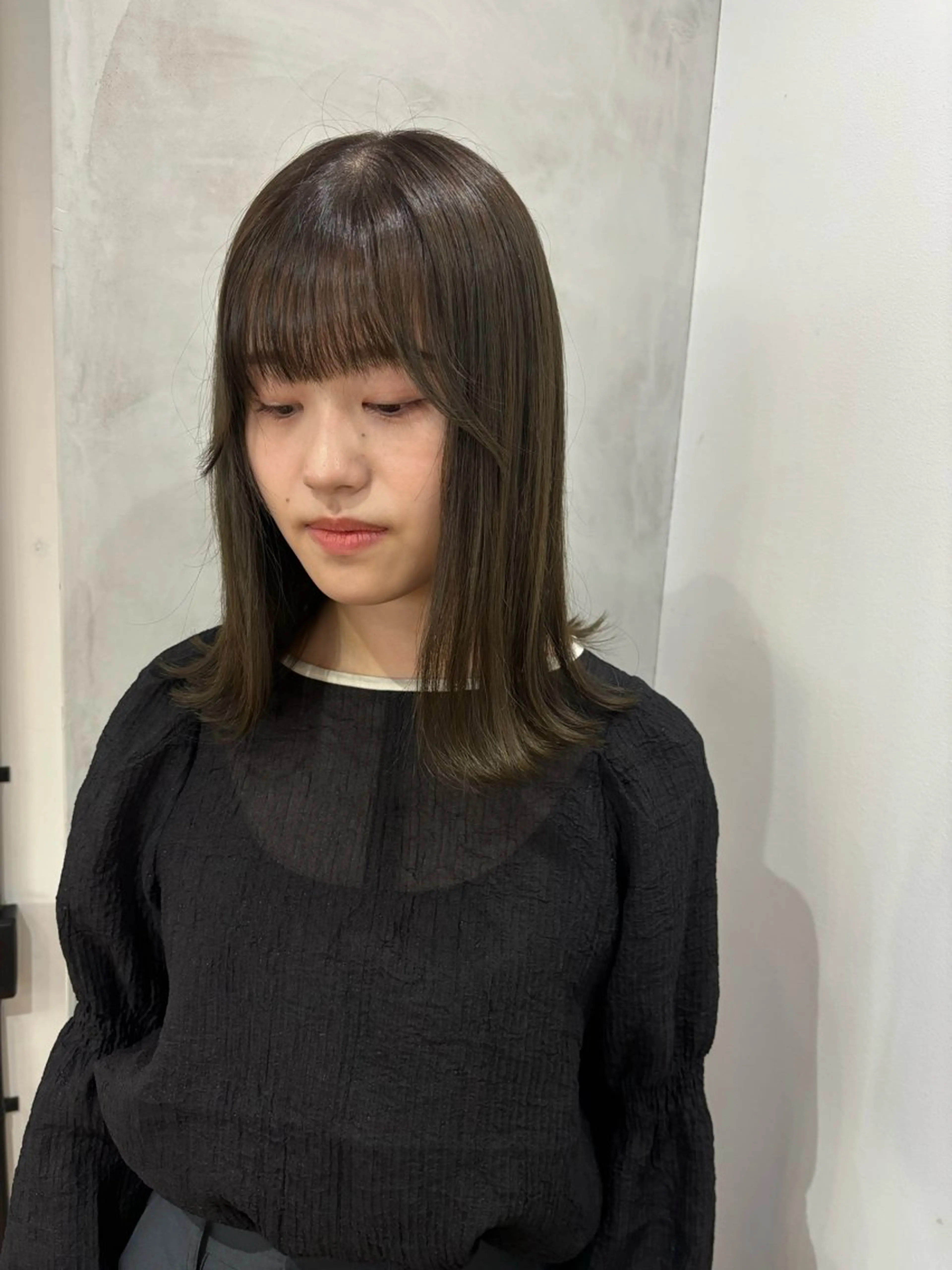 ミディアム カラー ヘアアレンジ Megu/ベージュ/ 透明感カラーのヘアスタイル