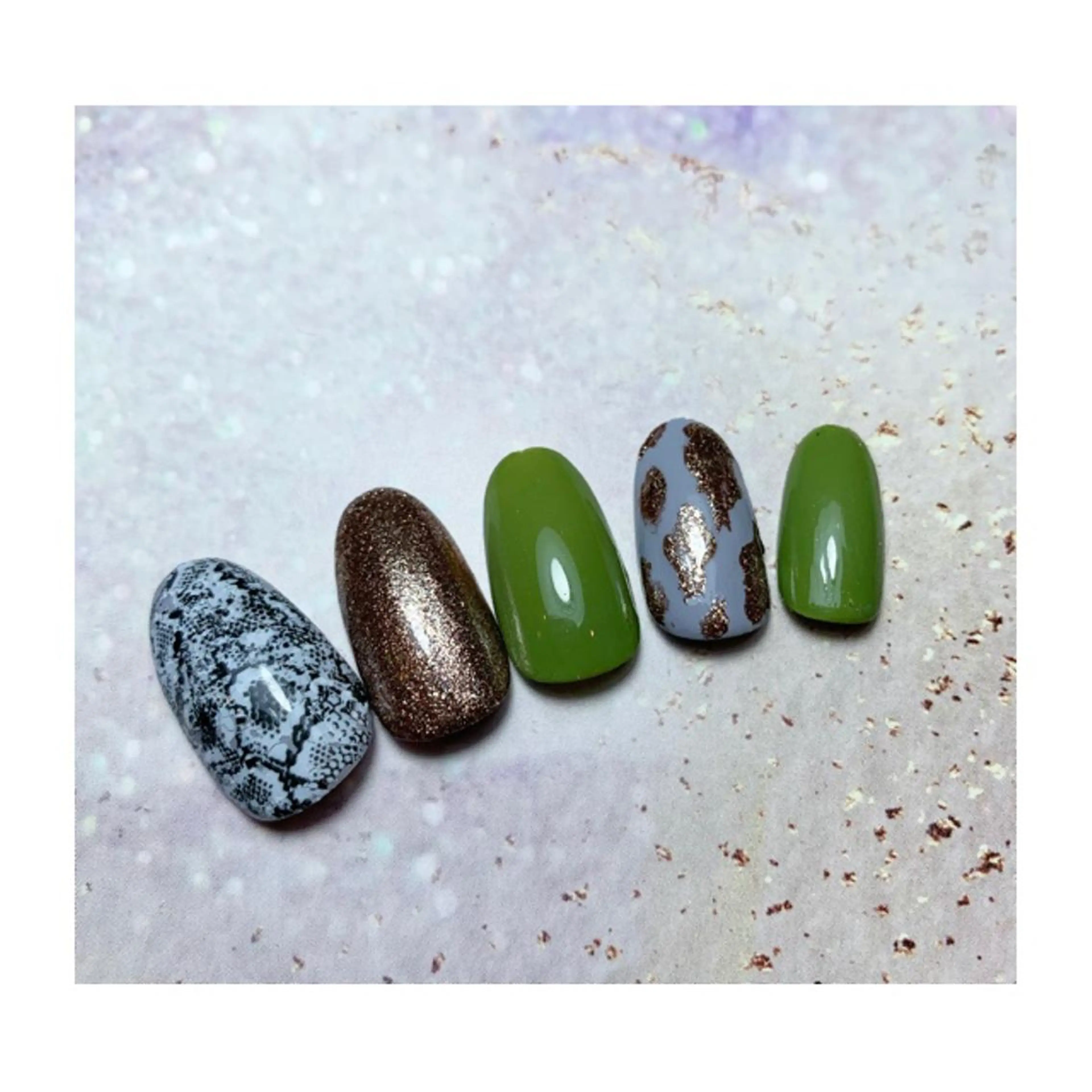 ネイル 駒月 明日香の眉毛・アイブロウイメージ