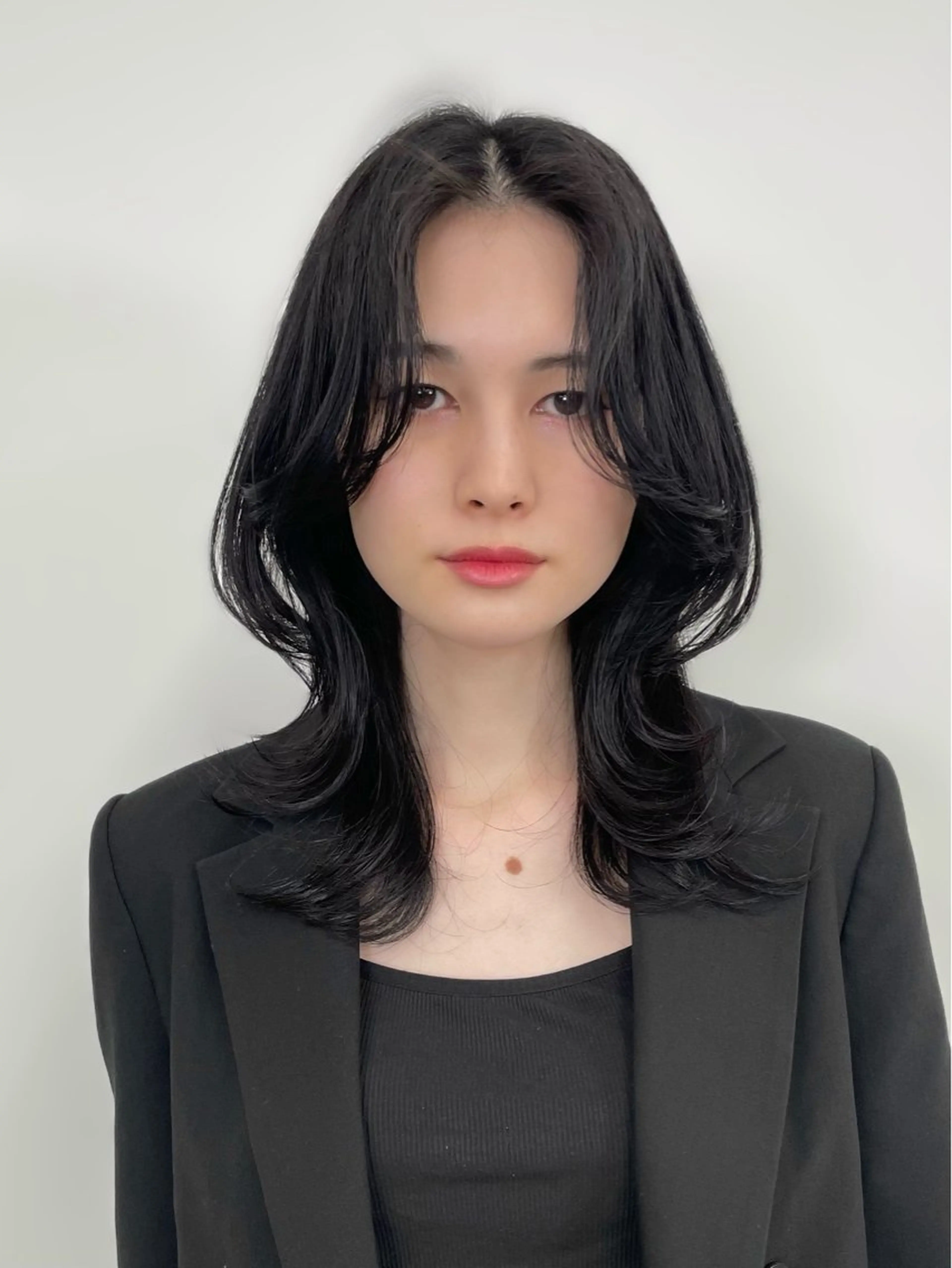 ミディアム くびれボブレイヤー 渋谷/kougaのヘアスタイル