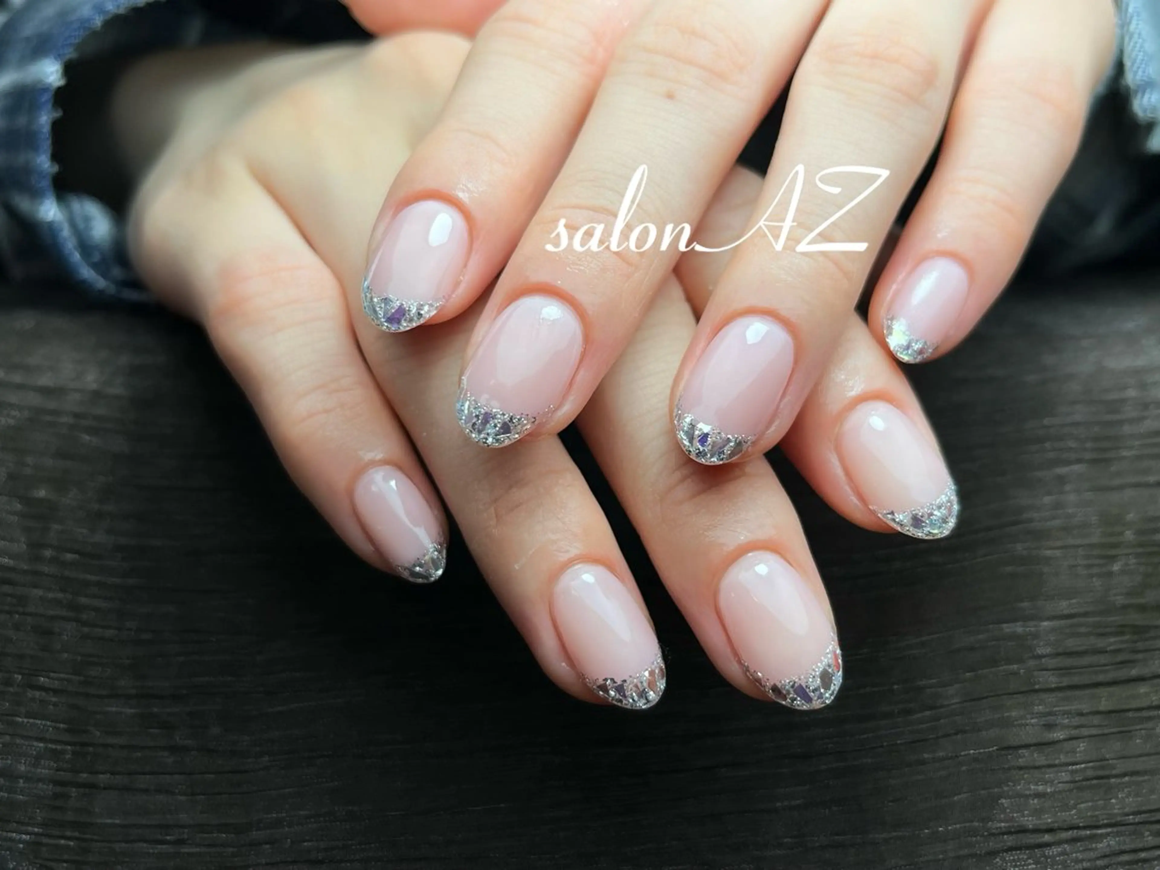 ネイル アートネイル 長さ出し フットネイル フレンチネイル ジェルネイル ハンドネイル salon AZのネイルデザイン