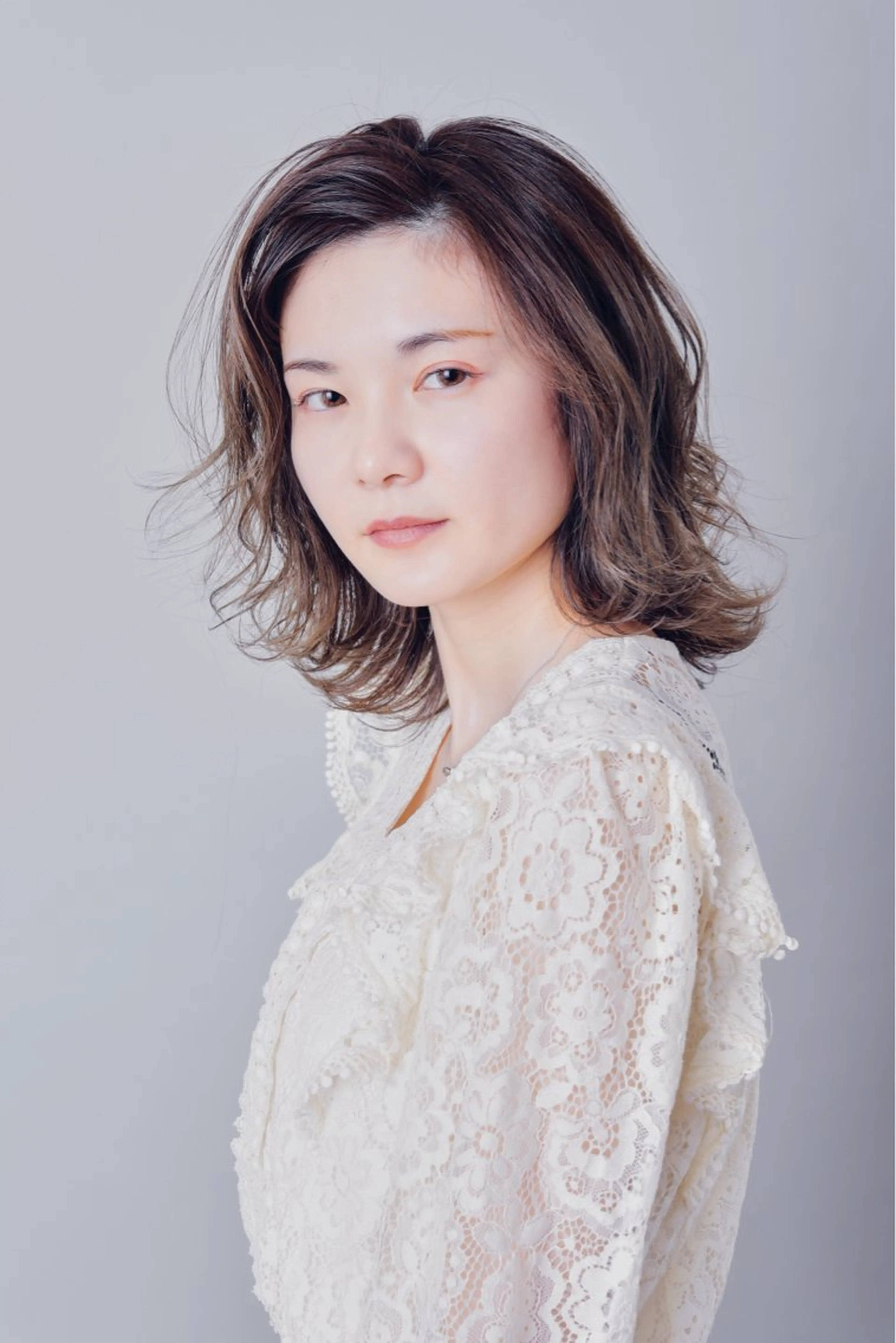 ミディアム カラー パーマ Kingdom元町店所属・ヘアメイク金坂 /カットカラー/のヘアスタイル