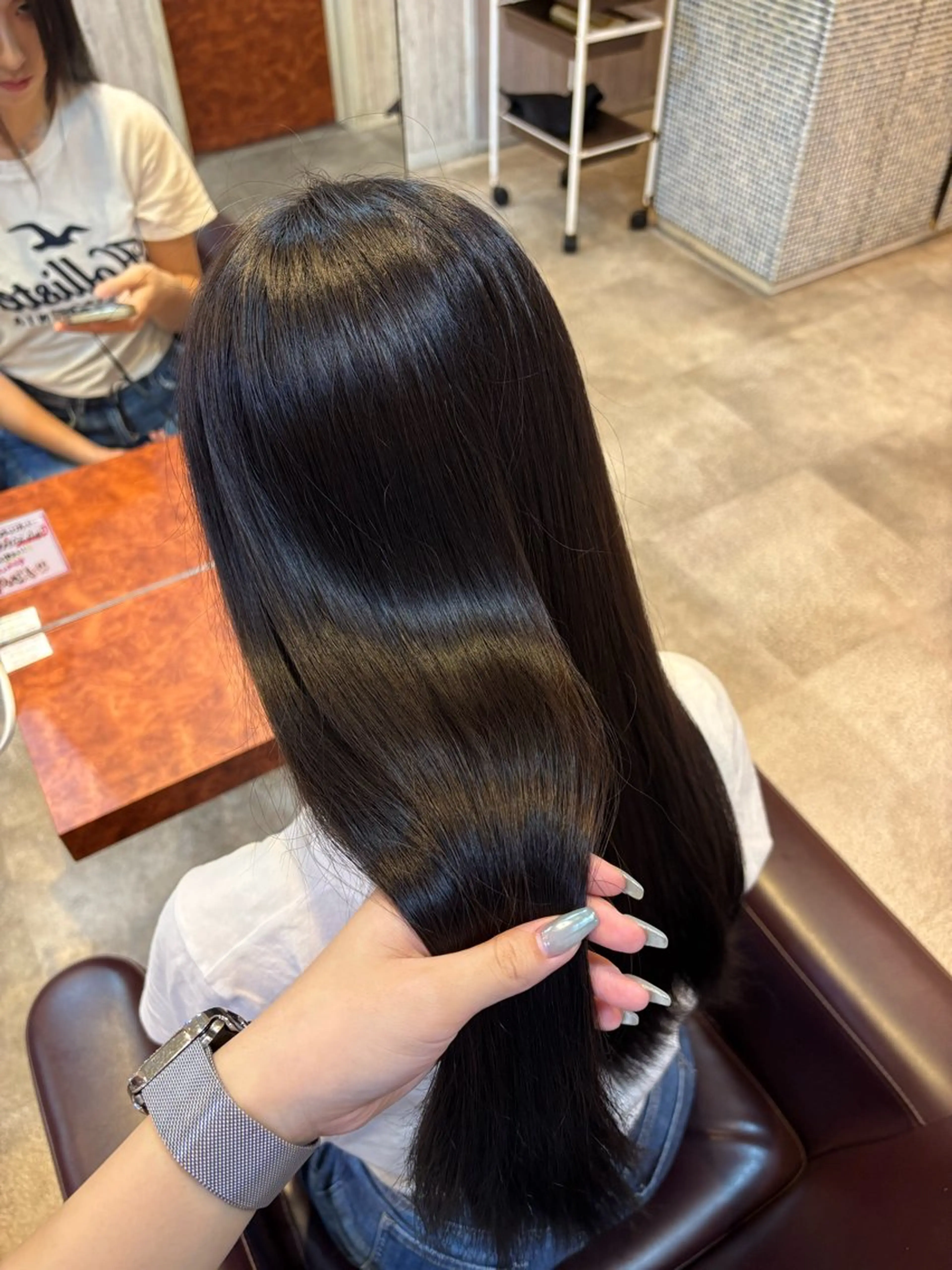 ロング SHIKI .のヘアスタイル