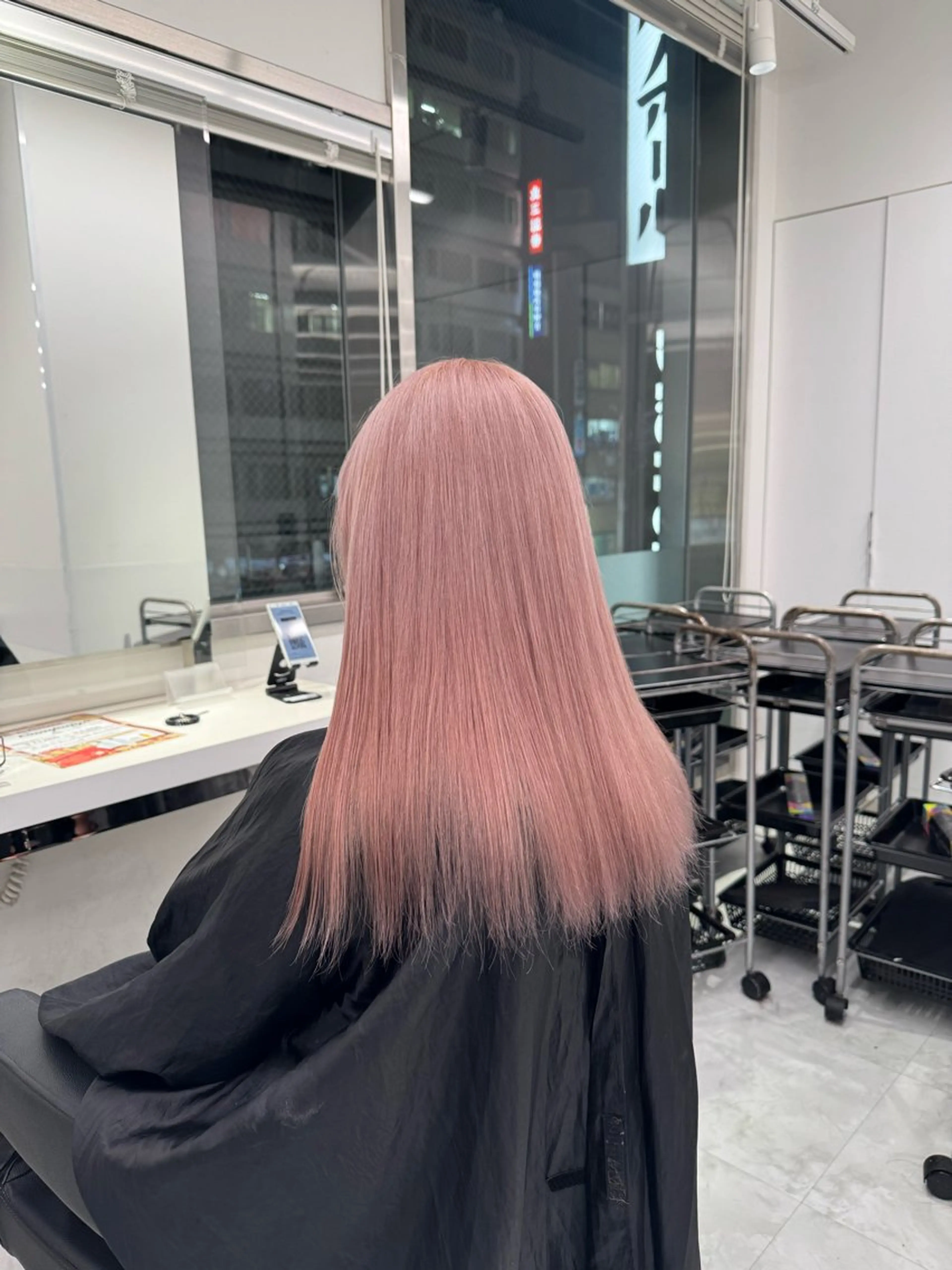 ロング カラー ヘアアレンジ ハイトーン艶カラー 🤍ゆうひのヘアスタイル