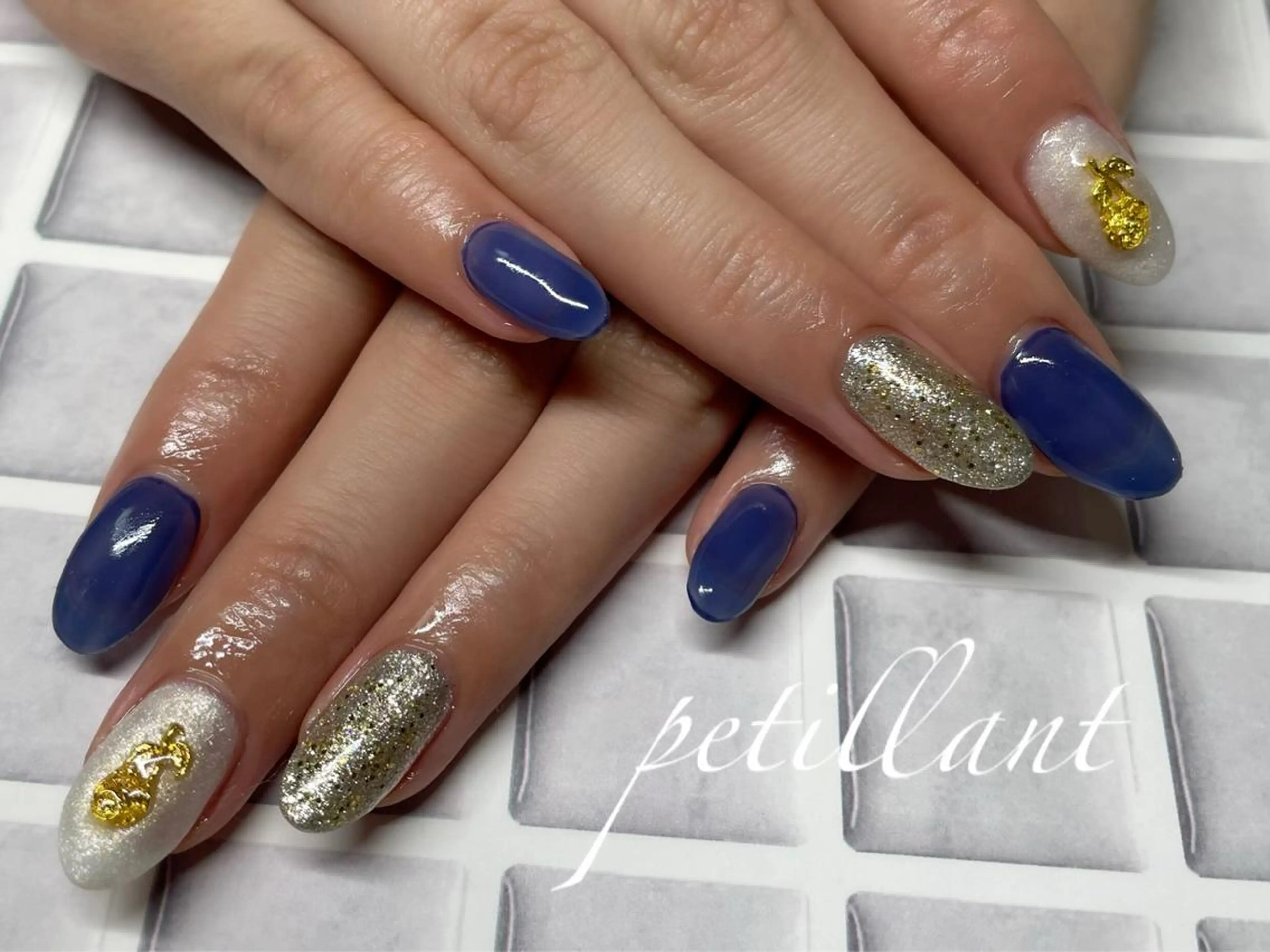 ネイル キラキラネイル ラメ(グリッター) 冬ネイル nail salon petillantのネイルデザイン