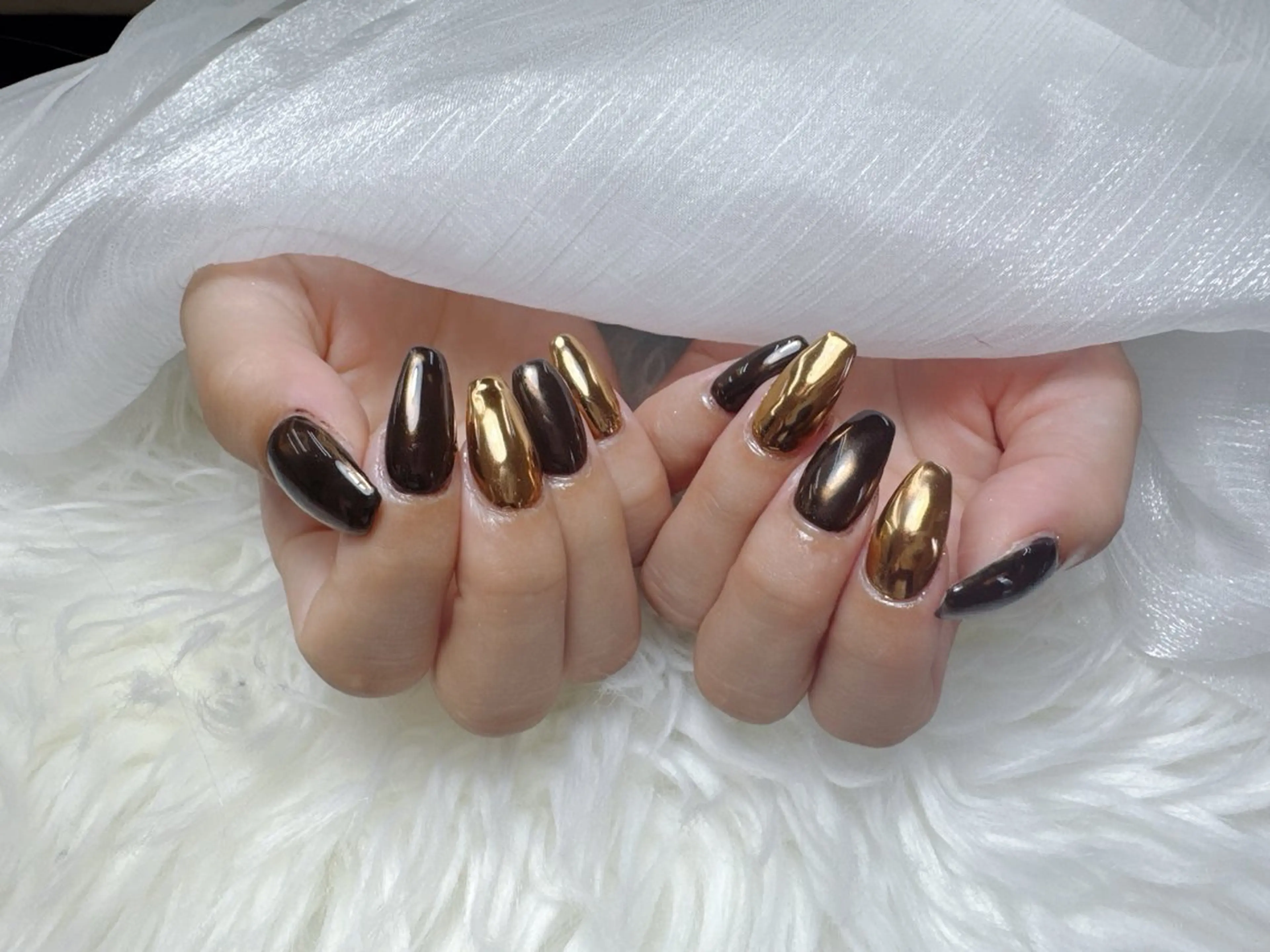 ネイル フレンチネイル グラデーション マグネットネイル ニュアンスネイル オフィスネイル ハンドネイル Hara Nail 【持ち込みOK】のネイルデザイン