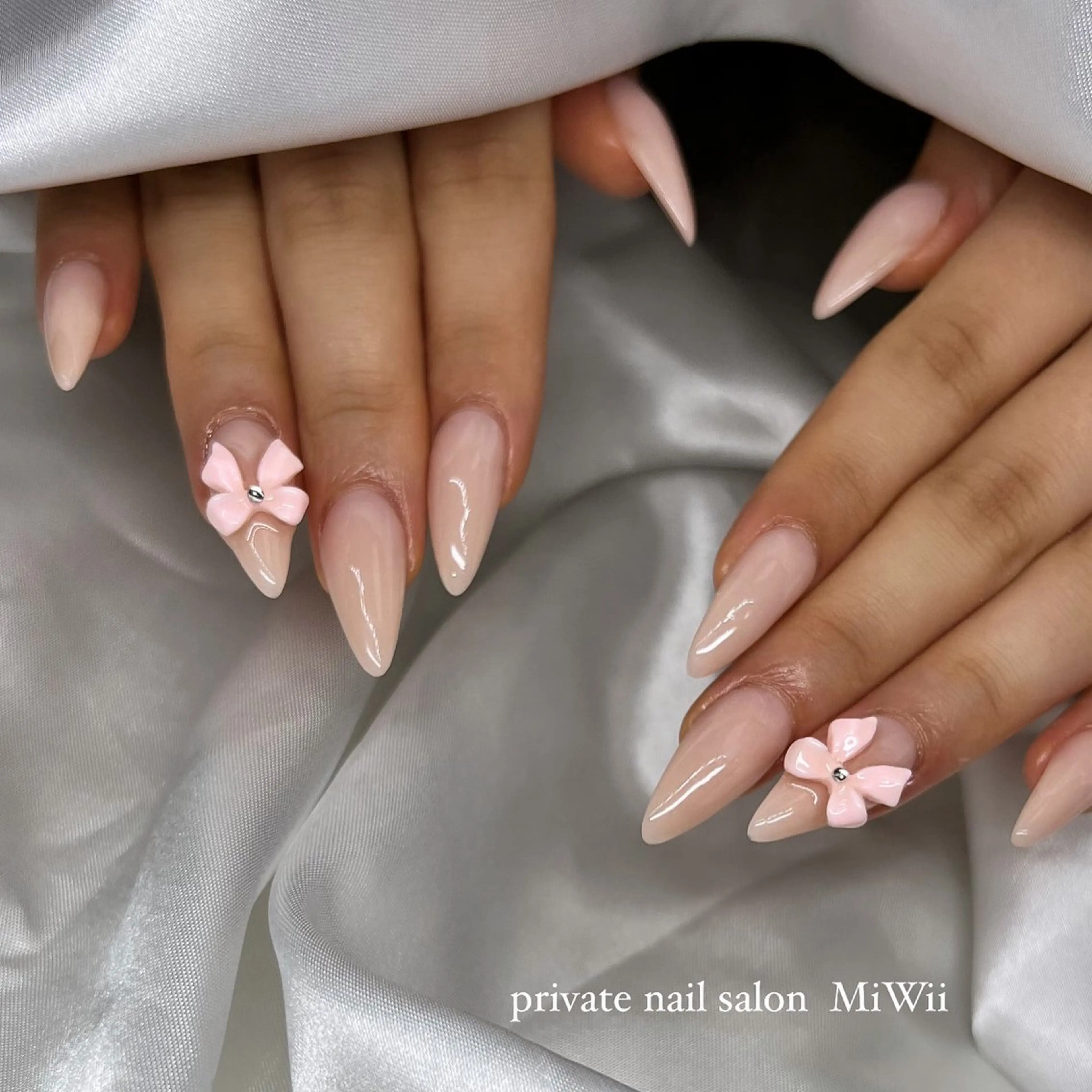 ネイル 𝐧𝐚𝐢𝐥 𝐌𝐢𝐖𝐢𝐢のネイルデザイン