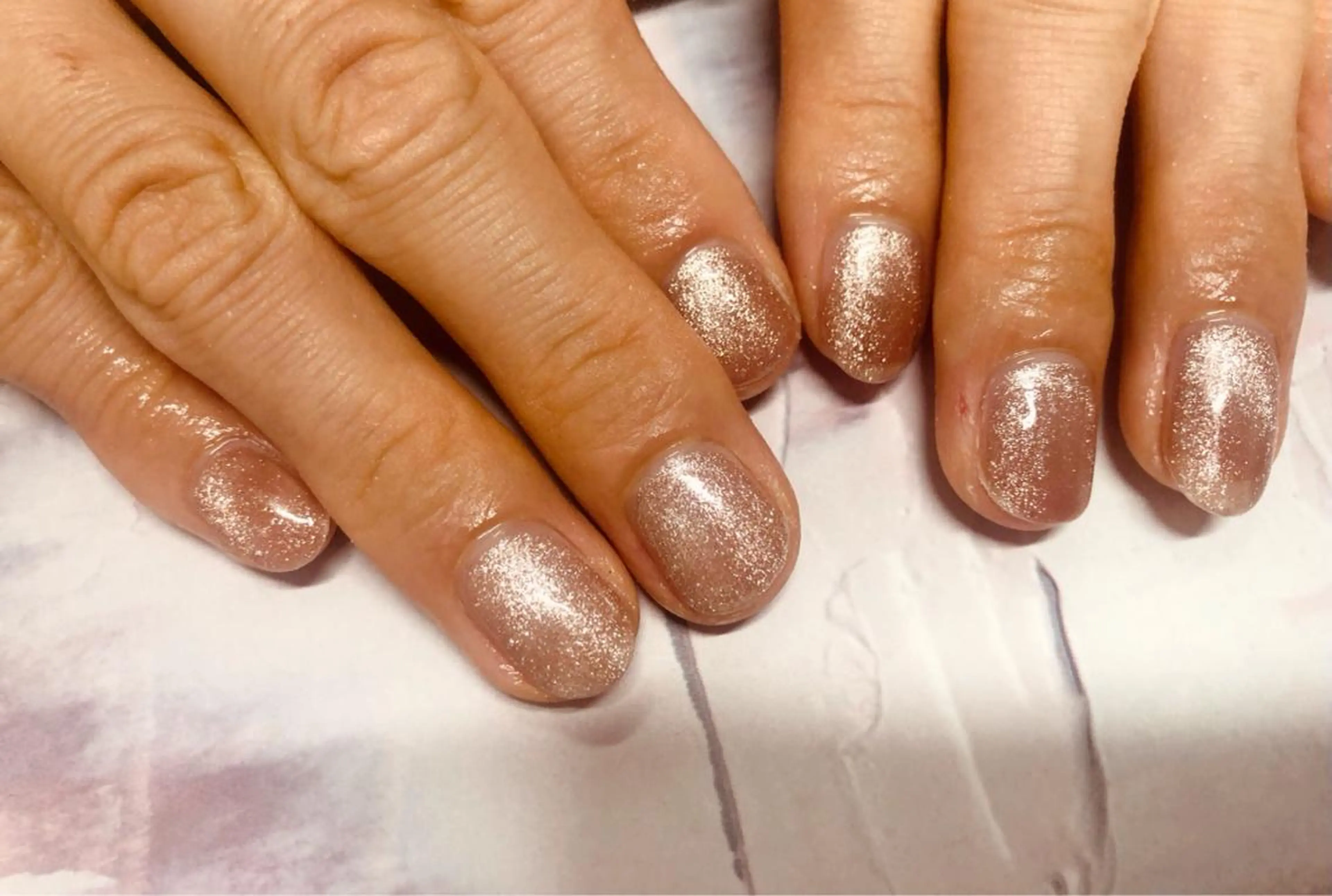 ネイル マグネットネイル ハンドネイル mogunail &blowのネイルデザイン