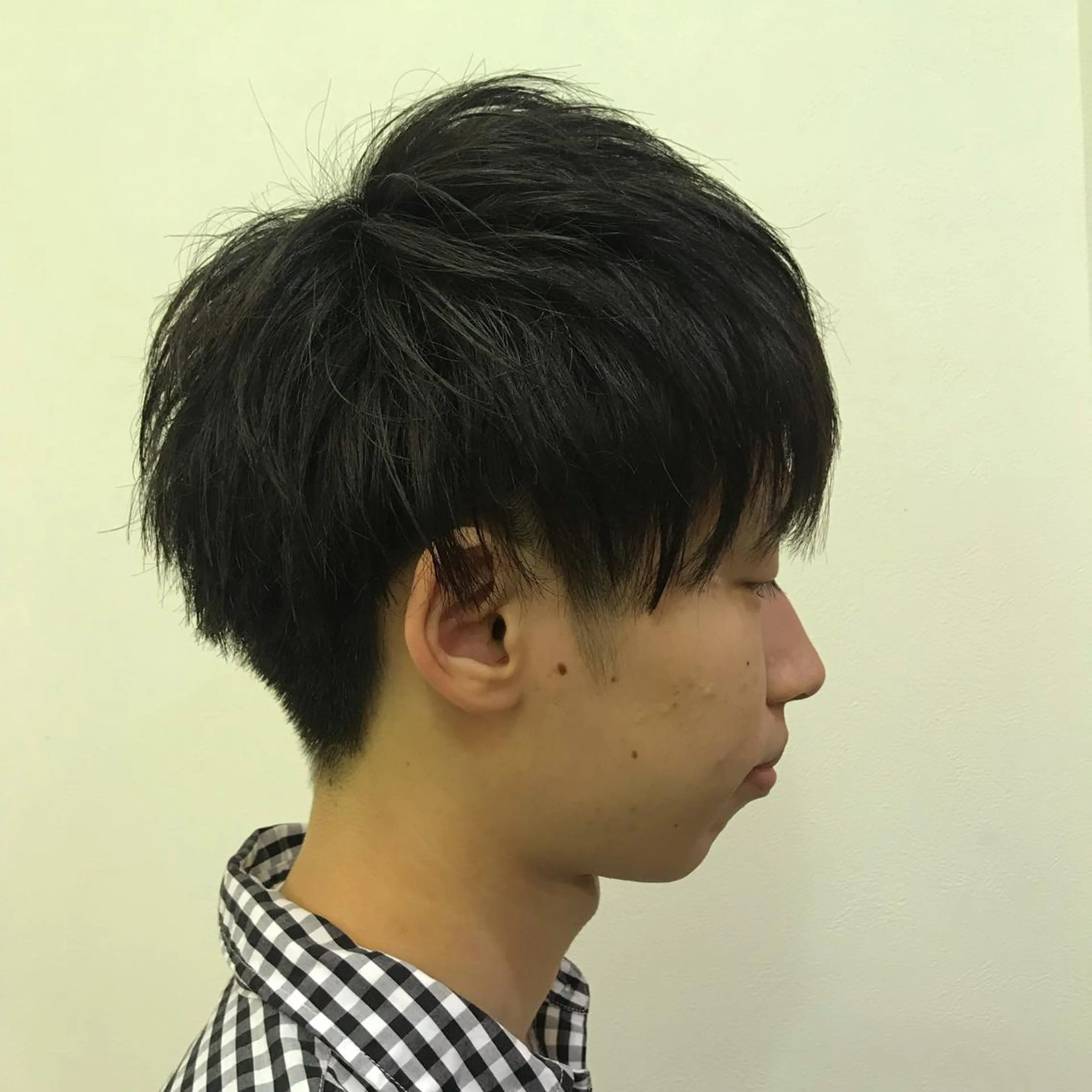 ショート カラー パーマ メンズ ニュアンスパーマ／ レイヤー／茶屋町のヘアスタイル