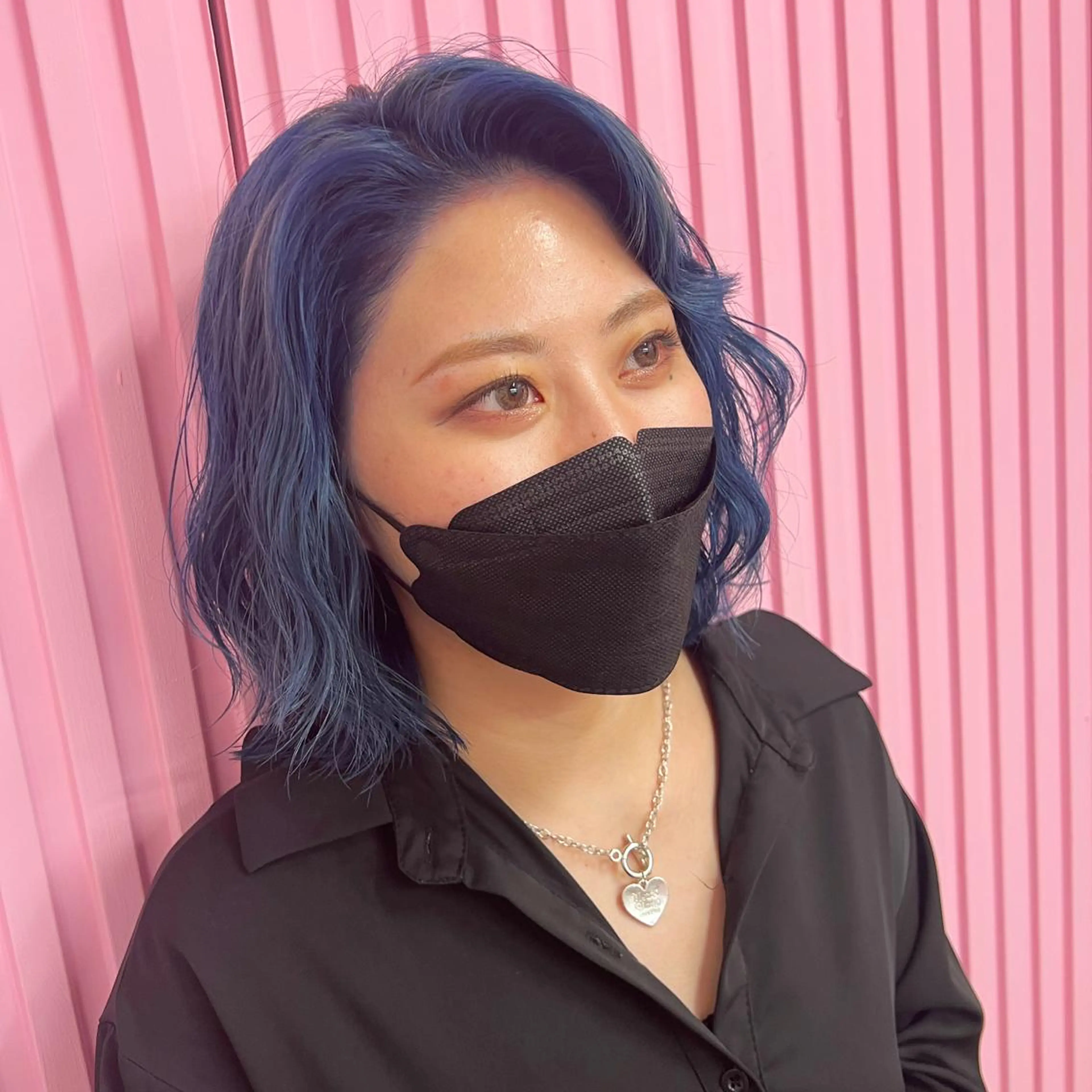 ミディアム カラー ELU.☁️ ARIのヘアスタイル