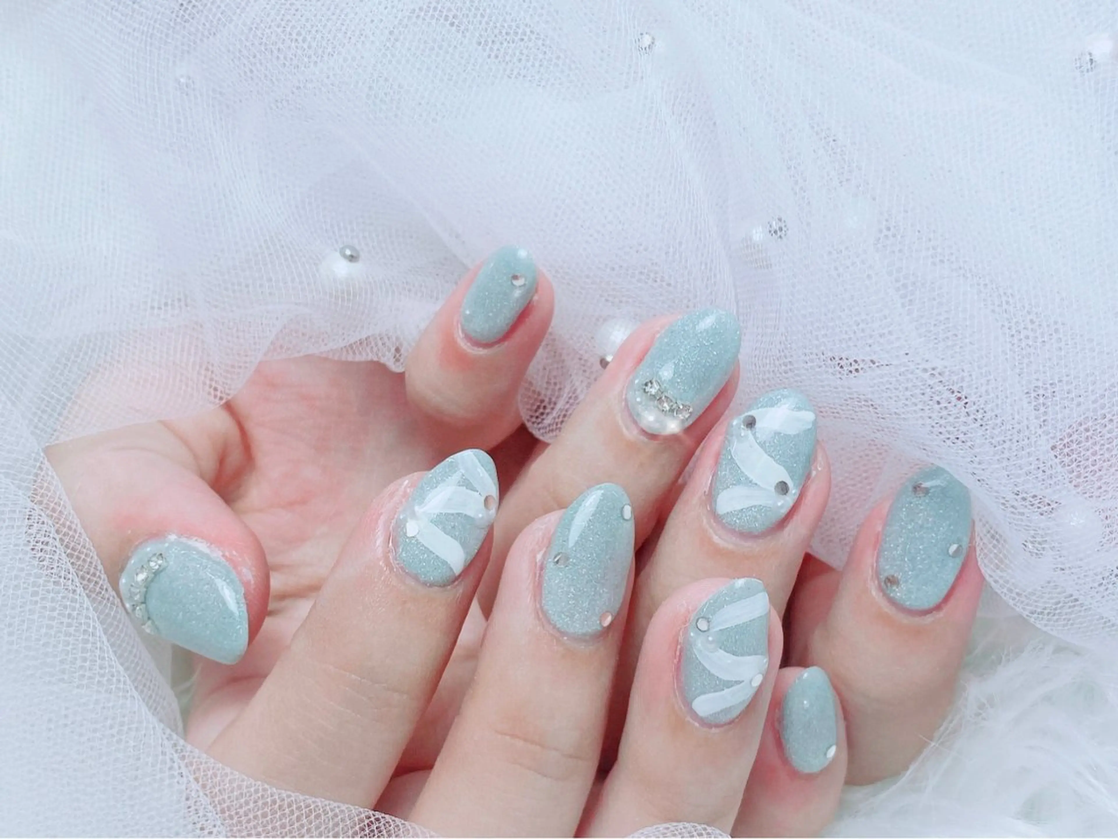 ネイル オーロラネイル チークネイル 長さ出し フットネイル フレンチネイル ハンドネイル ハンドケア lily nailのネイルデザイン