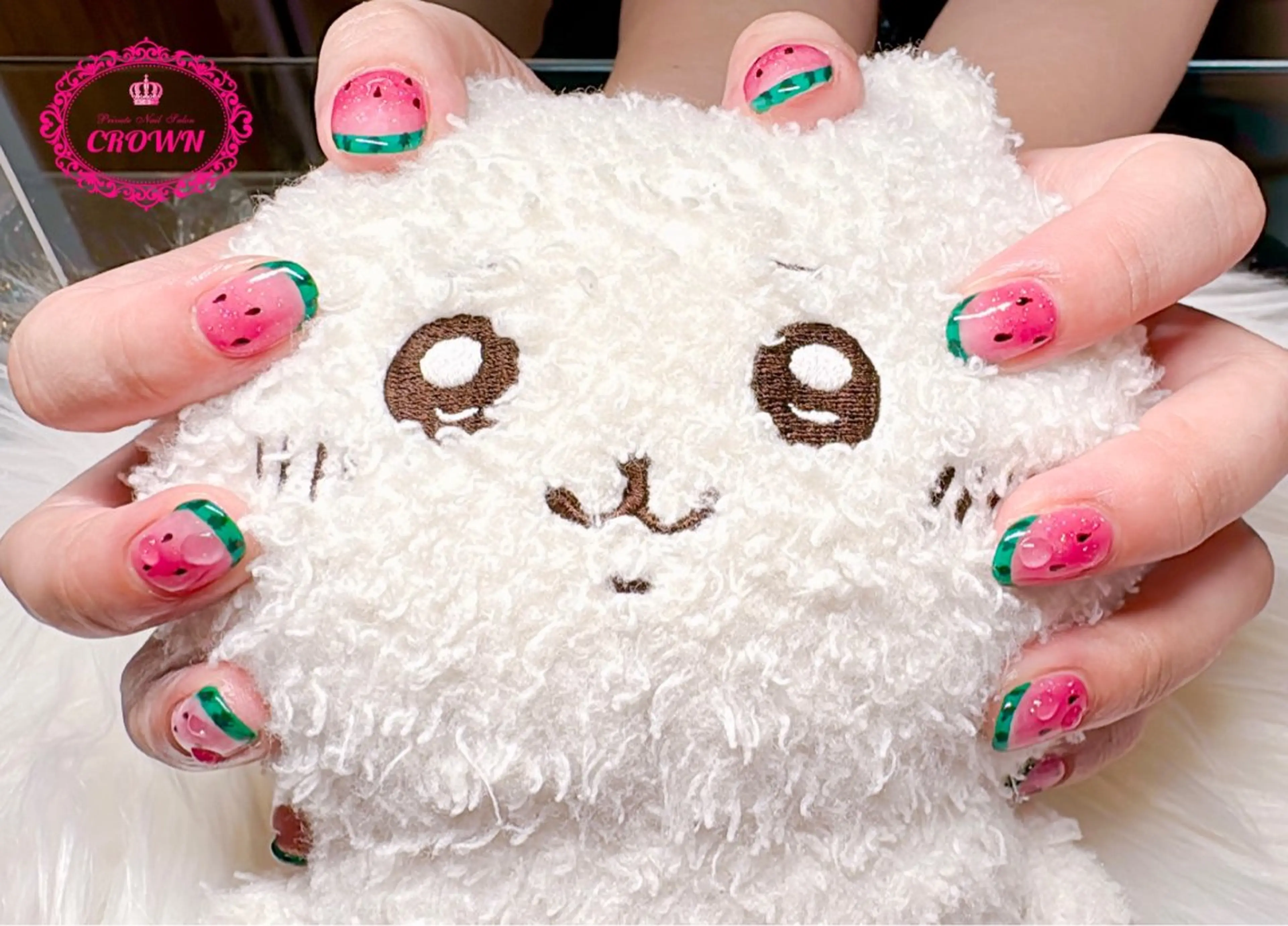ネイル CROWN プライベートサロンのネイルデザイン