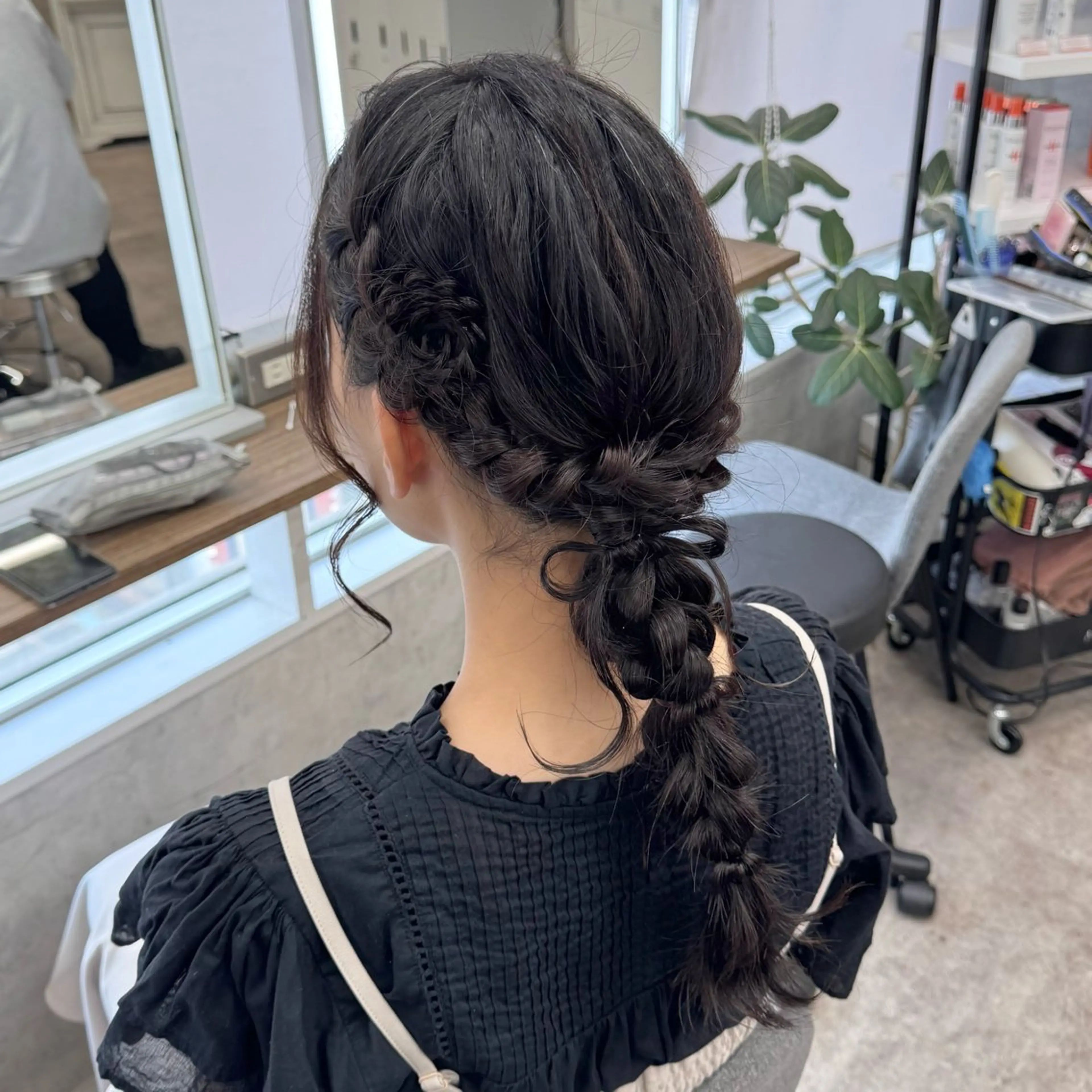 ロング ヘアアレンジ JUNSHIN🦋 ヘアセット／カラーのヘアスタイル