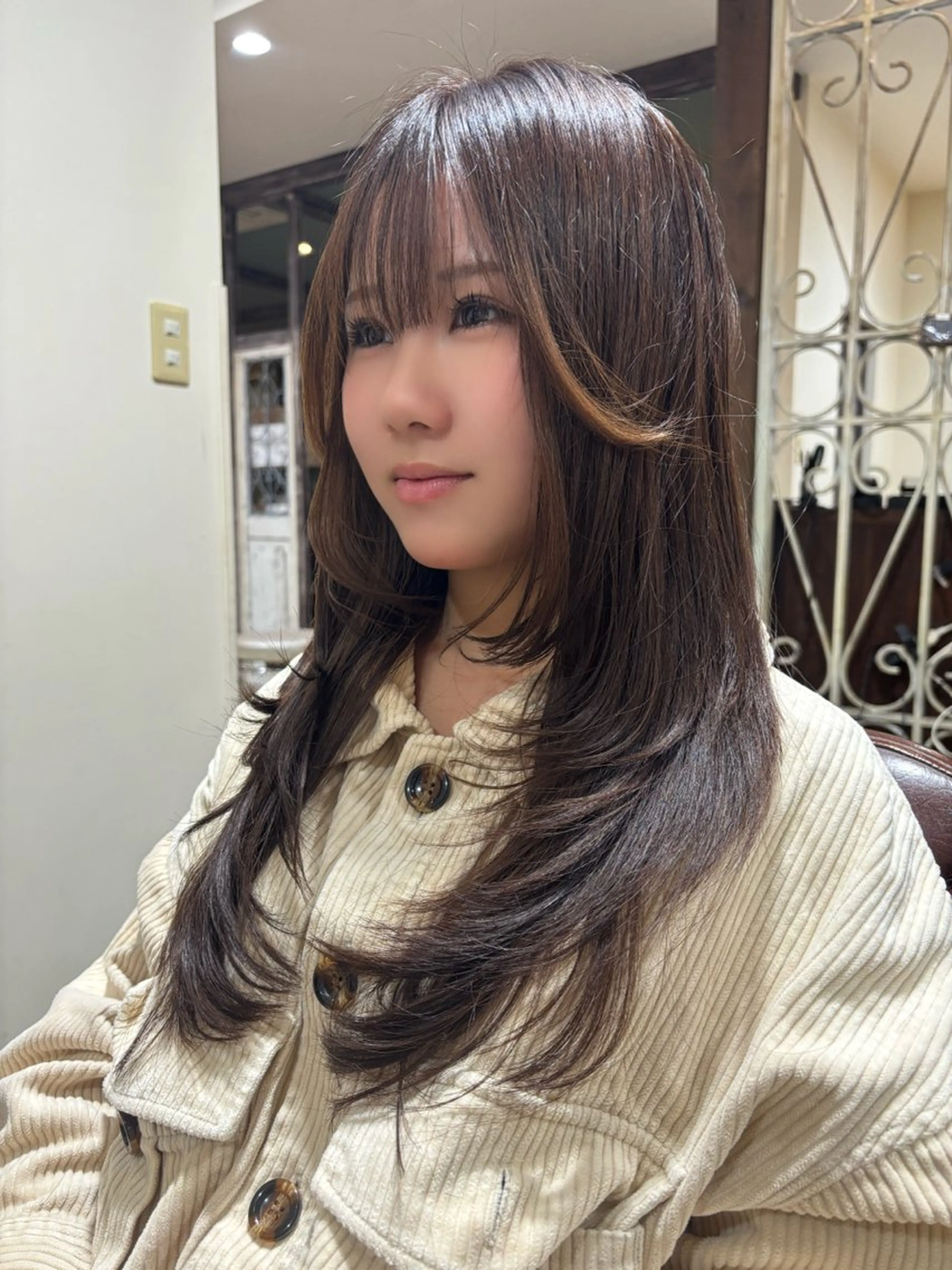 ロング カット ヘアカラー トリートメント 曲がるストレート/ レイヤー/大野真央のヘアスタイル