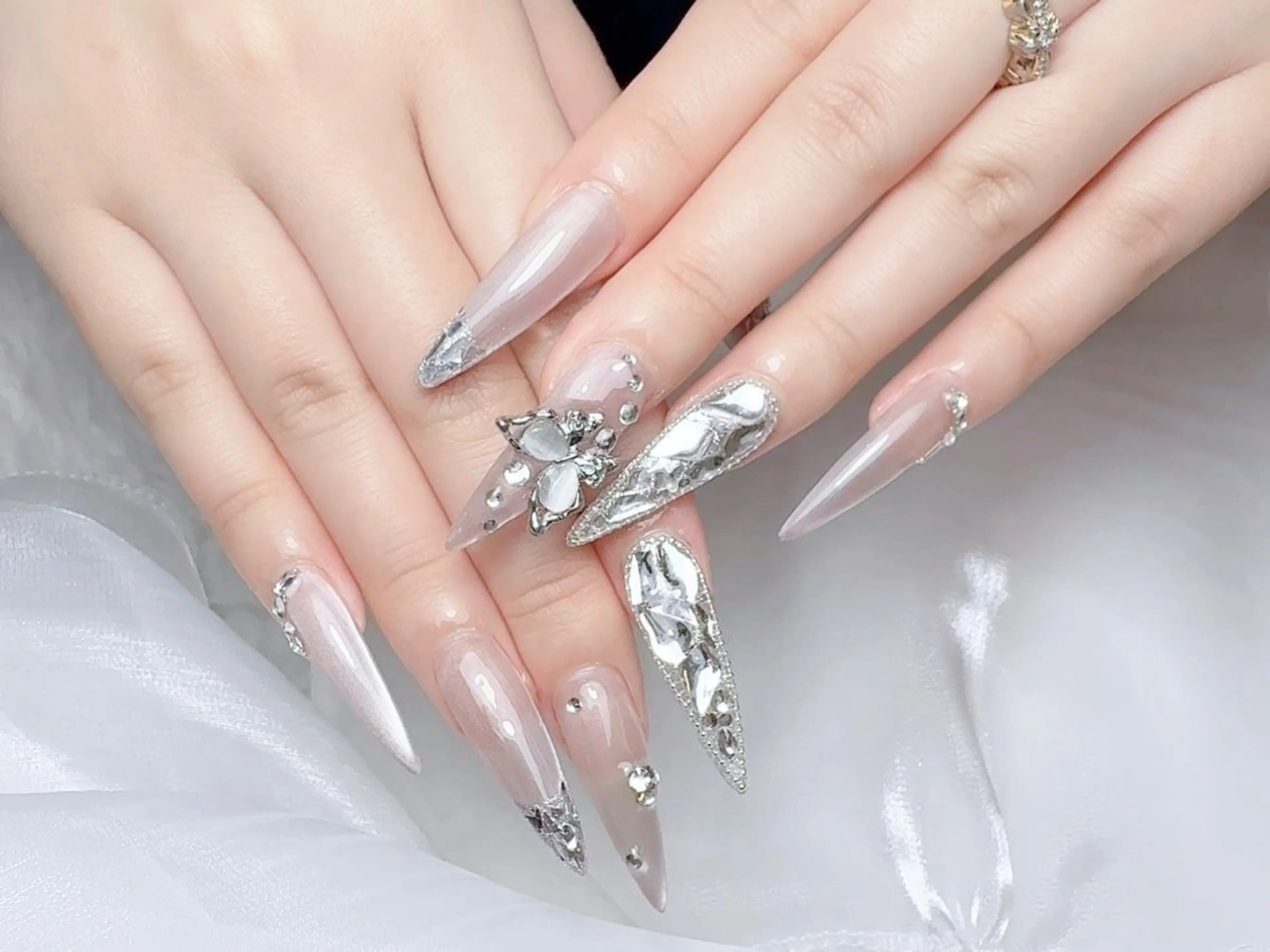 ネイル 🎀Ｍ nails✨ ビューティーのネイルデザイン