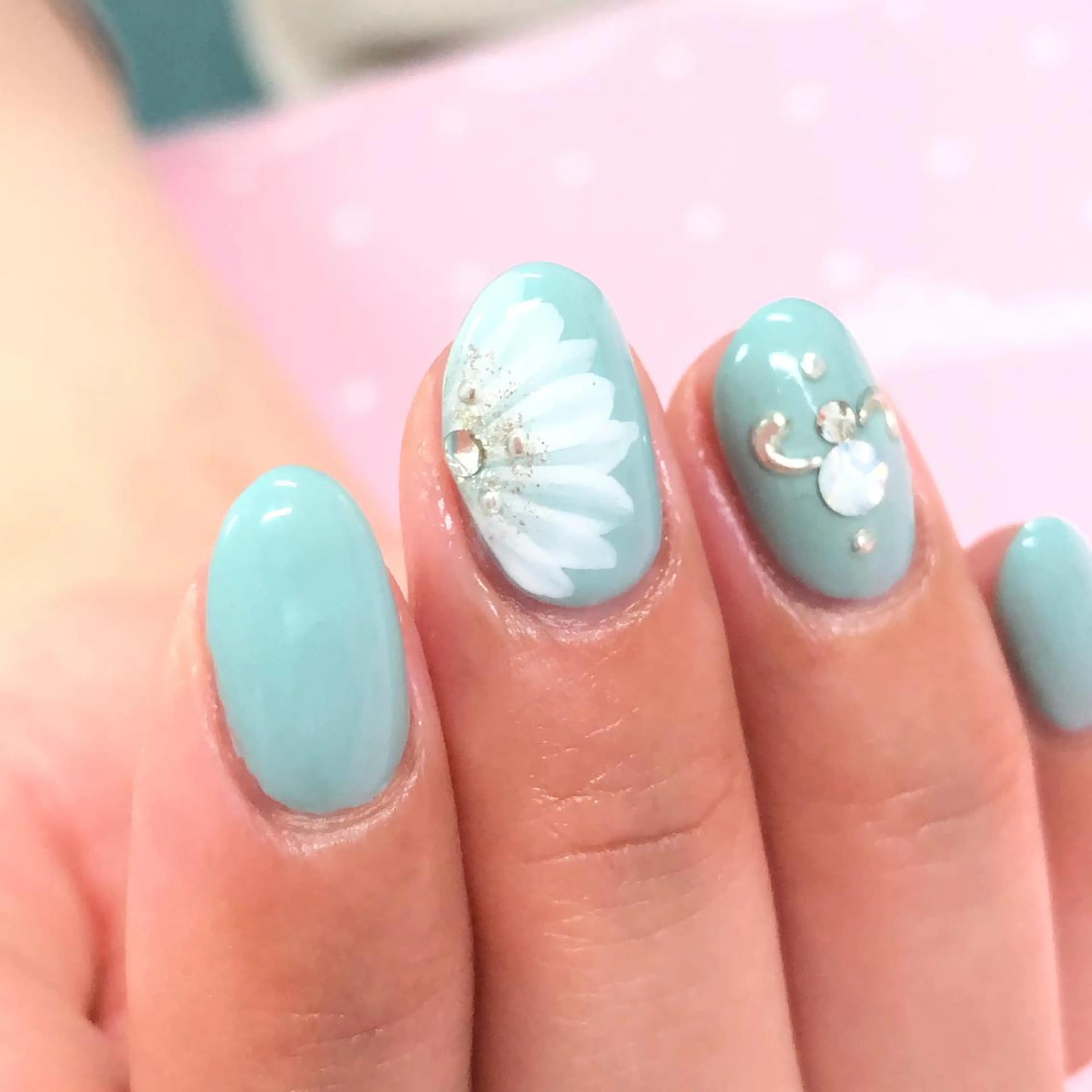 ネイル ユリシスネイル 担当近藤のネイルデザイン