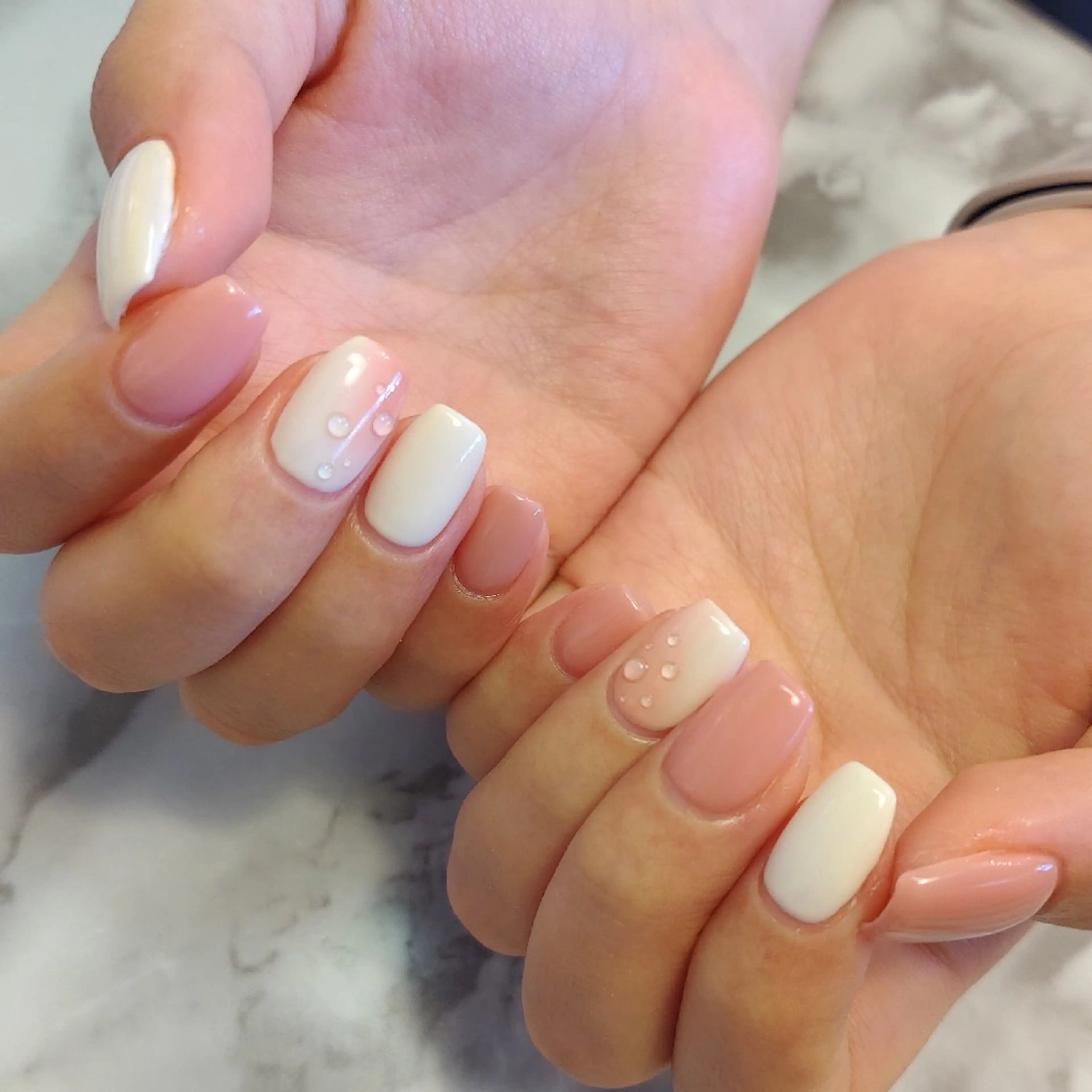 ネイル ジェヌインネイル 河内のネイルデザイン