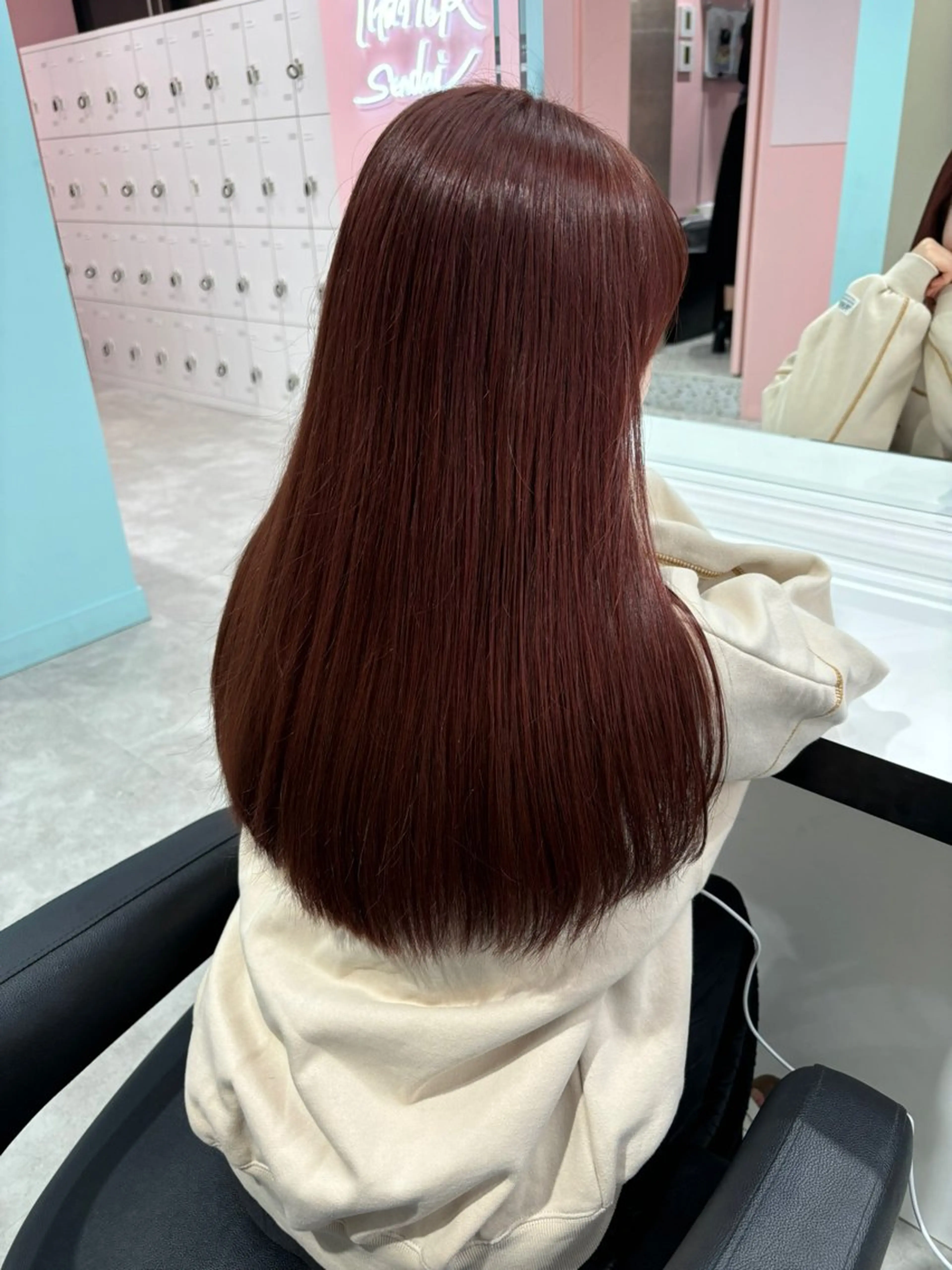 ロング カラー 履歴修正屋さん／ ブロンド／ホワイトのヘアスタイル