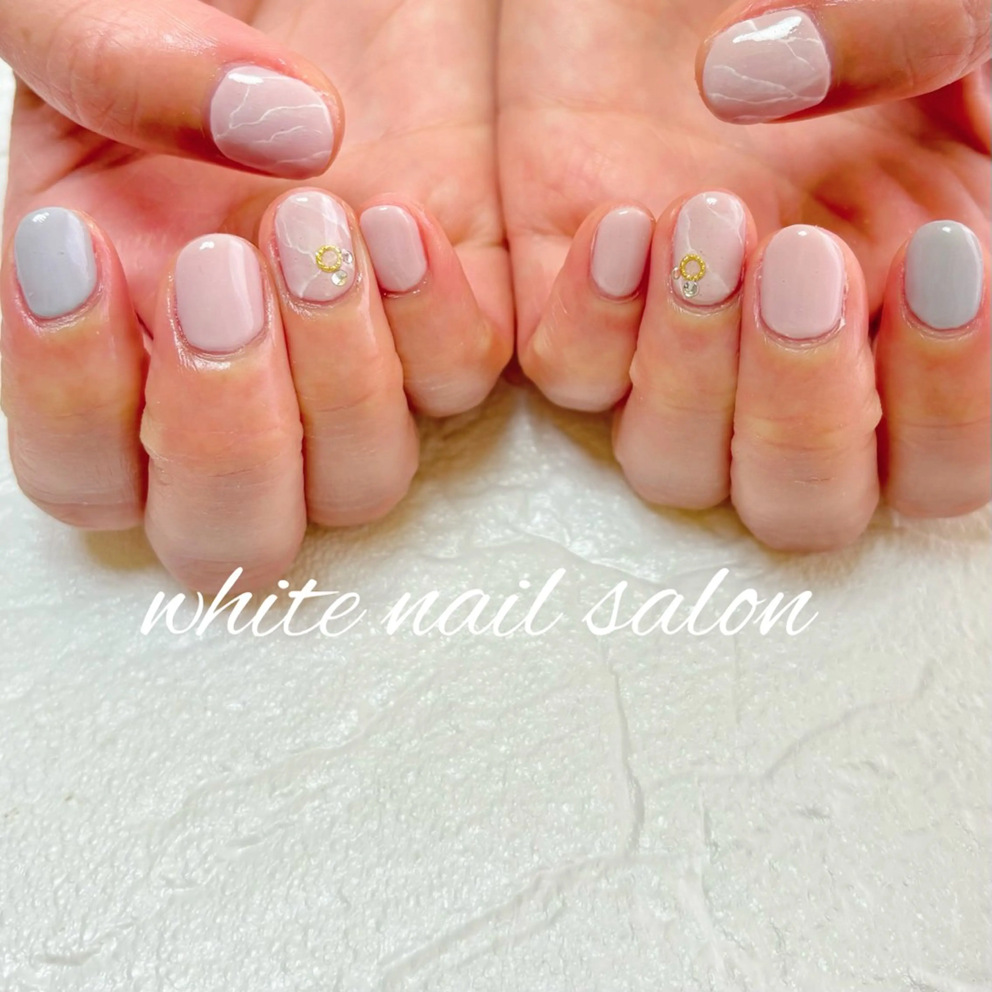 ネイル ホワイト ハンドネイル white nail salonのネイルデザイン
