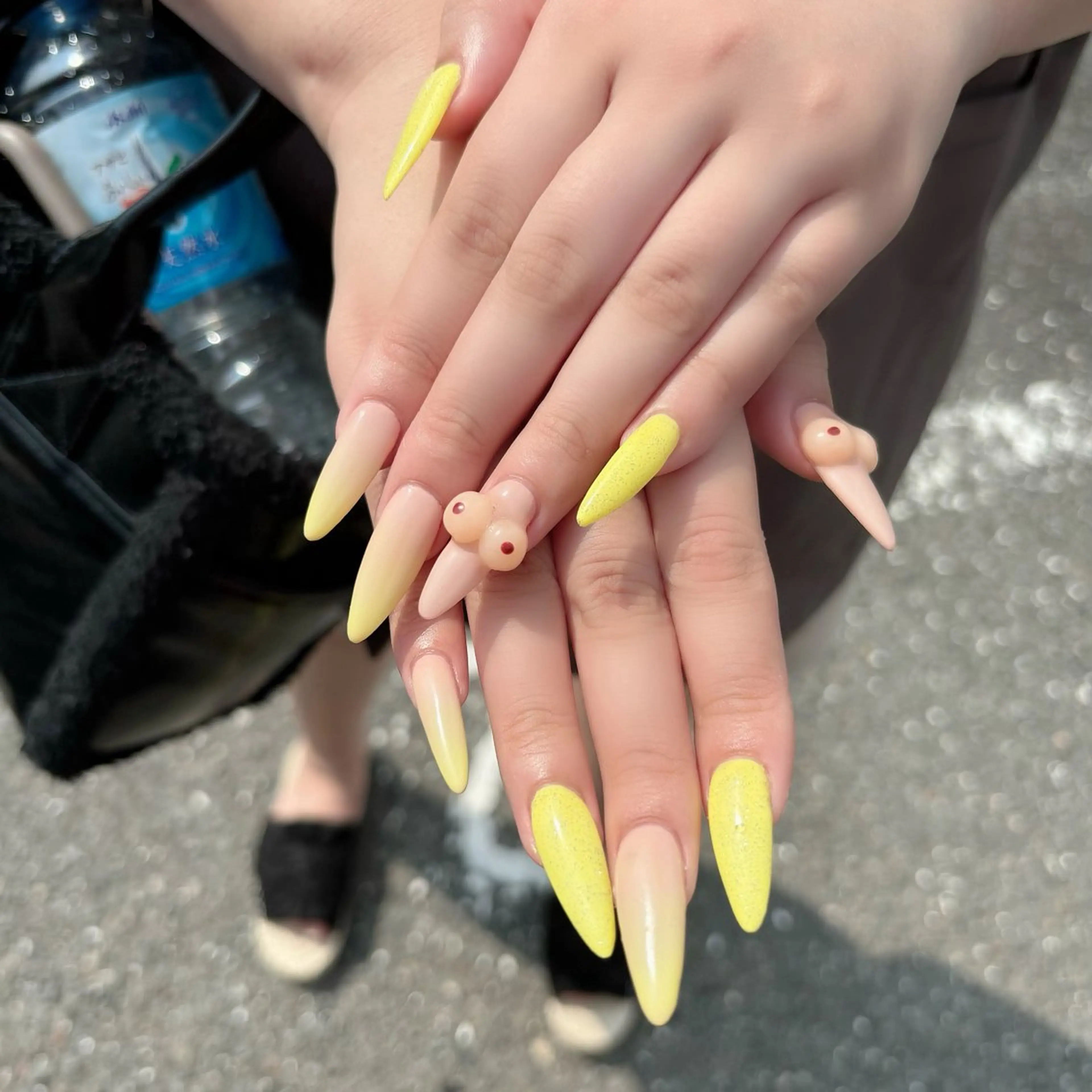 ネイル e.b.mimi Wakanaのネイルデザイン