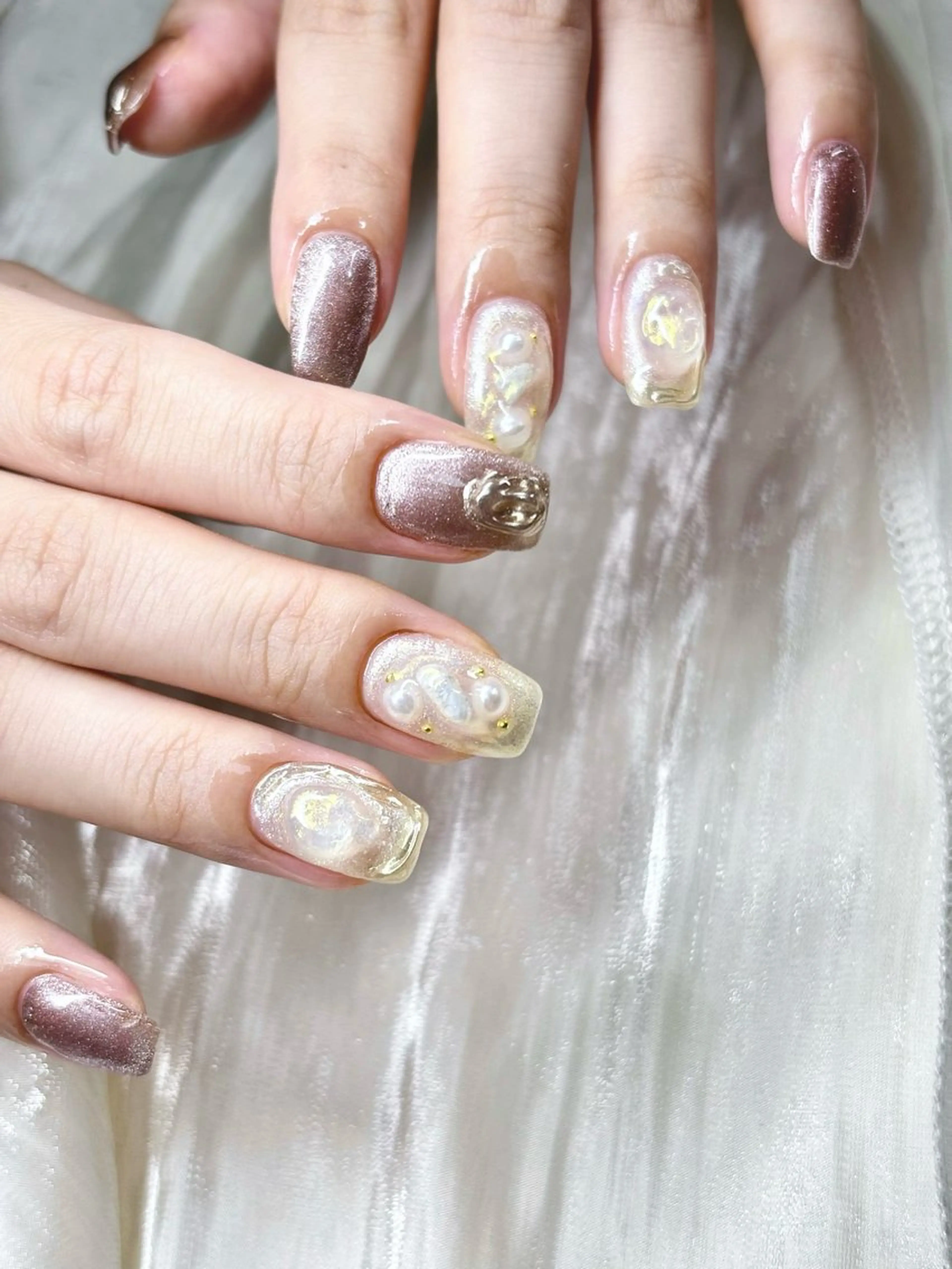 ネイル ブラウン マグネットネイル ニュアンスネイル ETE LUNA NAILのネイルデザイン