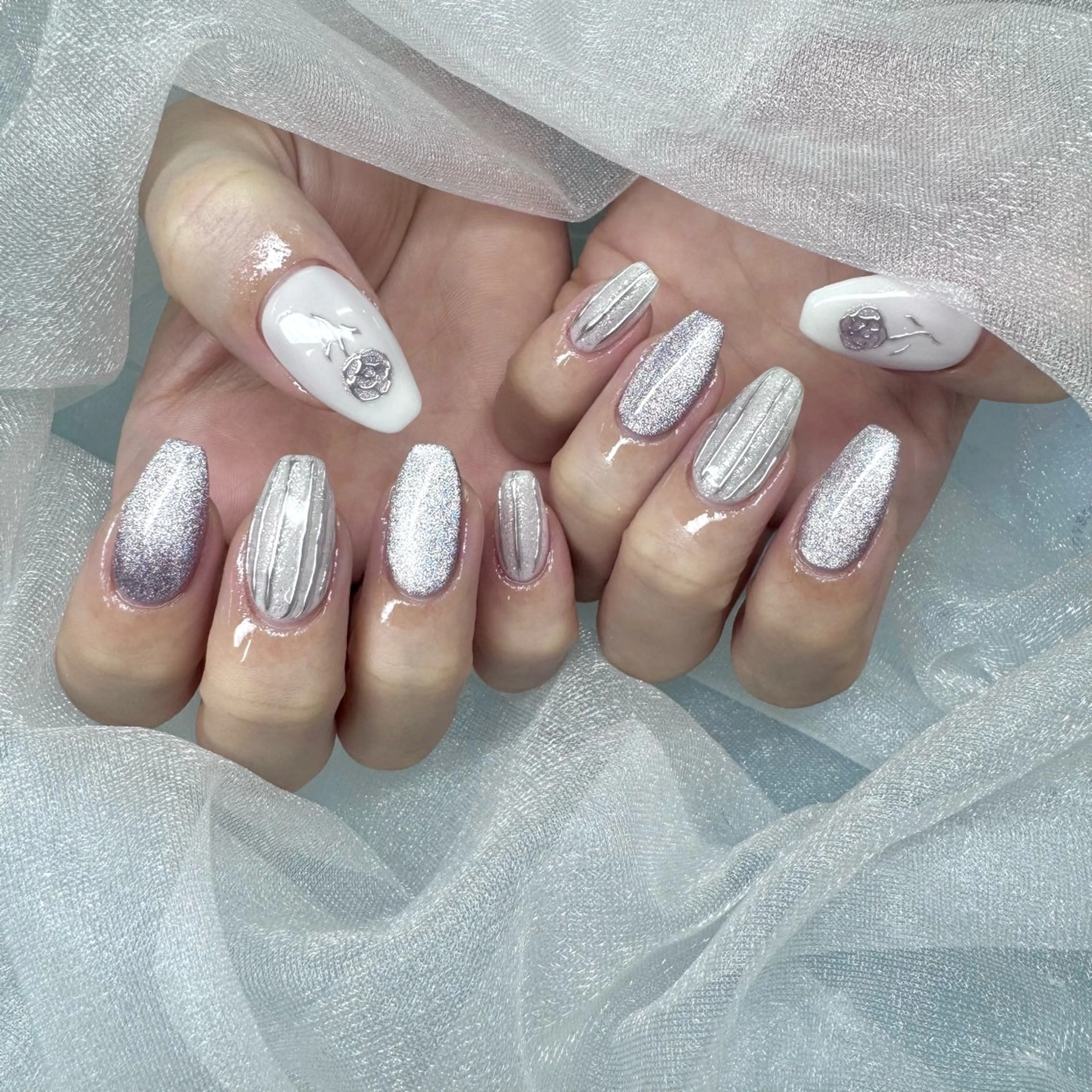 ネイル 山岸 夏菜のネイルデザイン