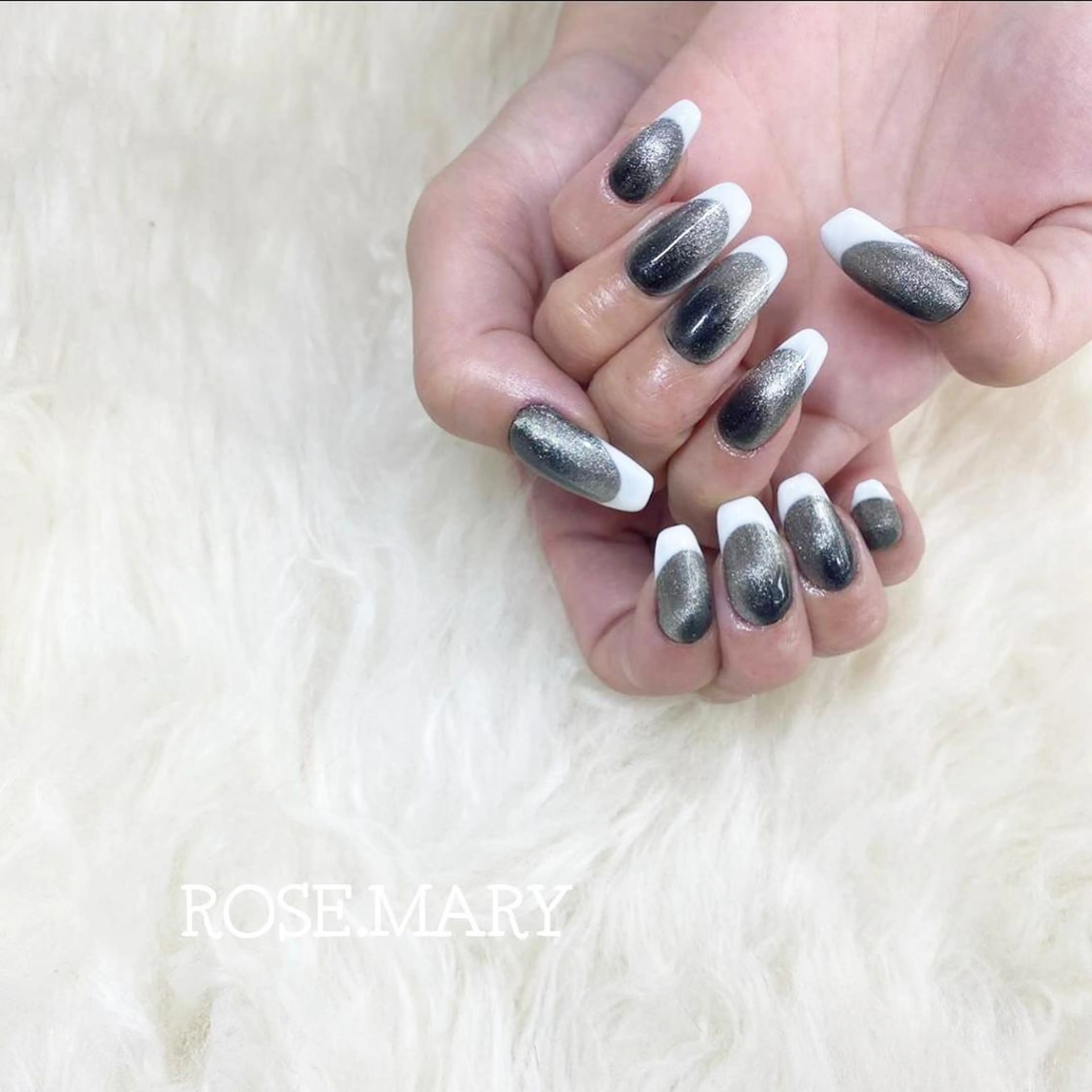 ロング ネイル フレンチネイル マグネットネイル ハンドネイル ROSE・ MARY 鈴木のネイルデザイン