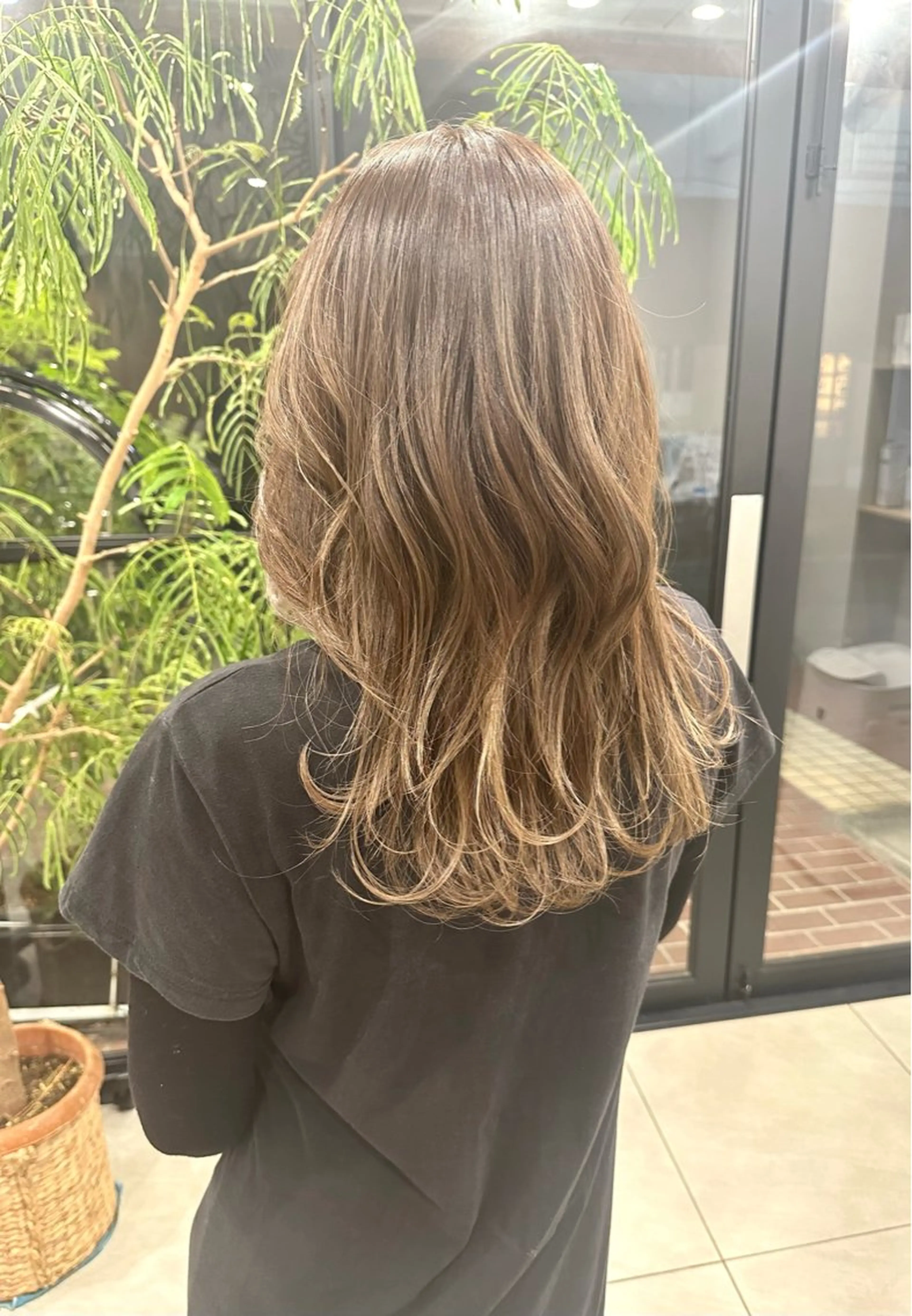 カラー 長谷川 大貴のヘアスタイル