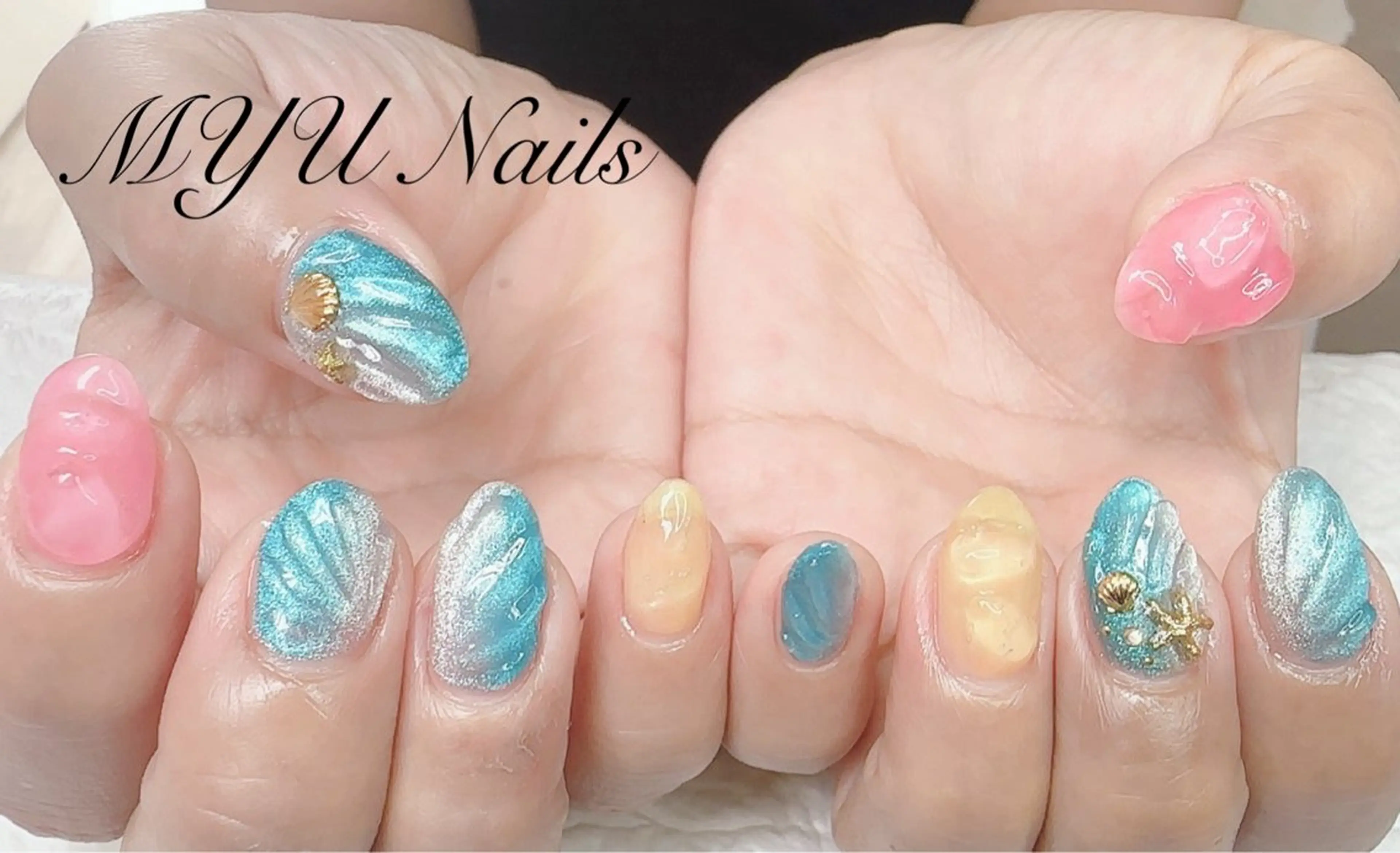 ネイル ジェルネイル マグネットネイル 持ち込み ニュアンスネイル パラジェル ハンドネイル MYU Nails所属・ニュアンスネイル🌈 MYU Nailsのネイルデザイン