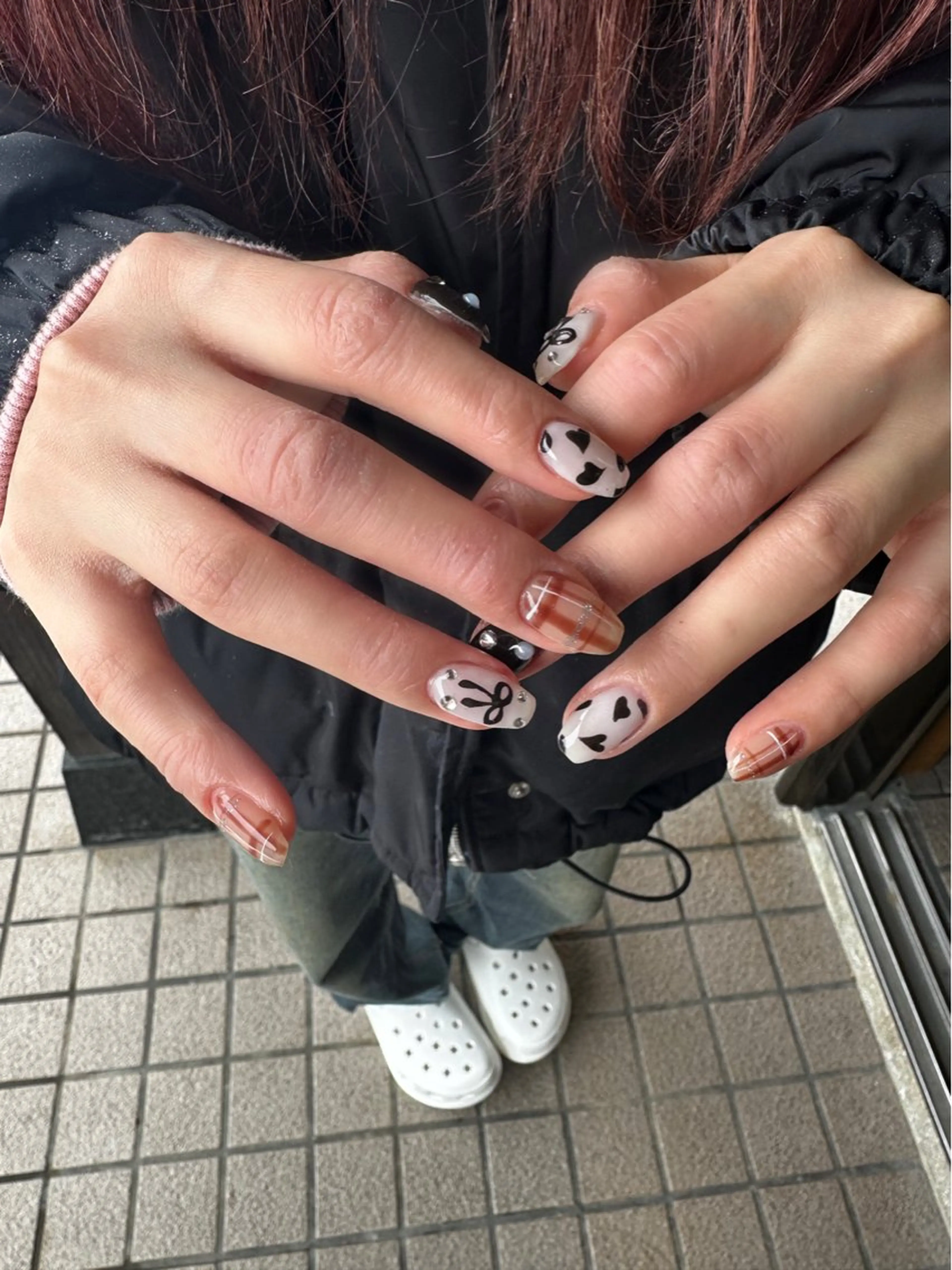 ネイル ブラウン ハンドネイル Sawa ︎︎𓂃⟡.·のネイルデザイン