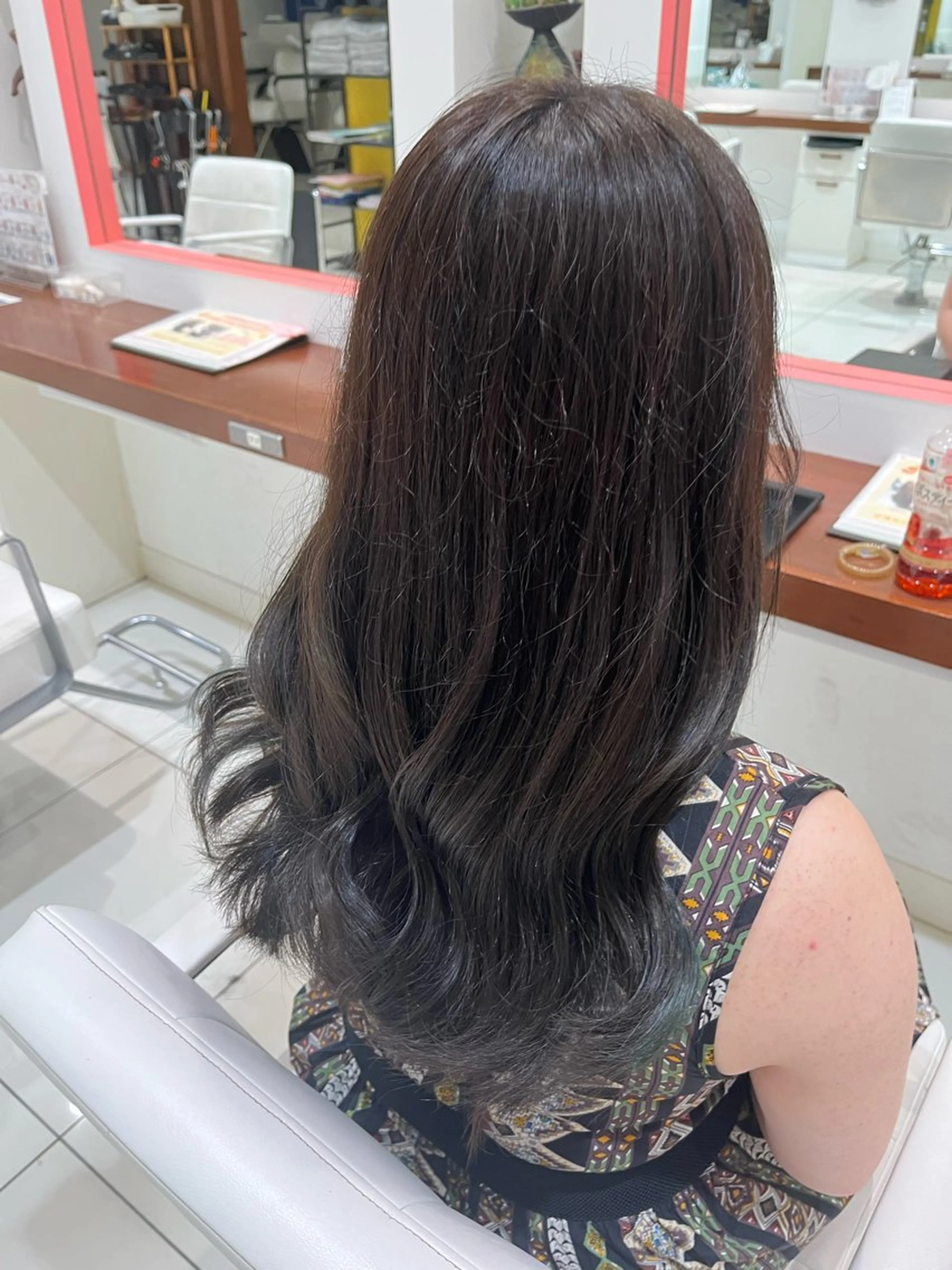 ロング カラー 似合わせ 垢抜け🌟 AKINOのヘアスタイル