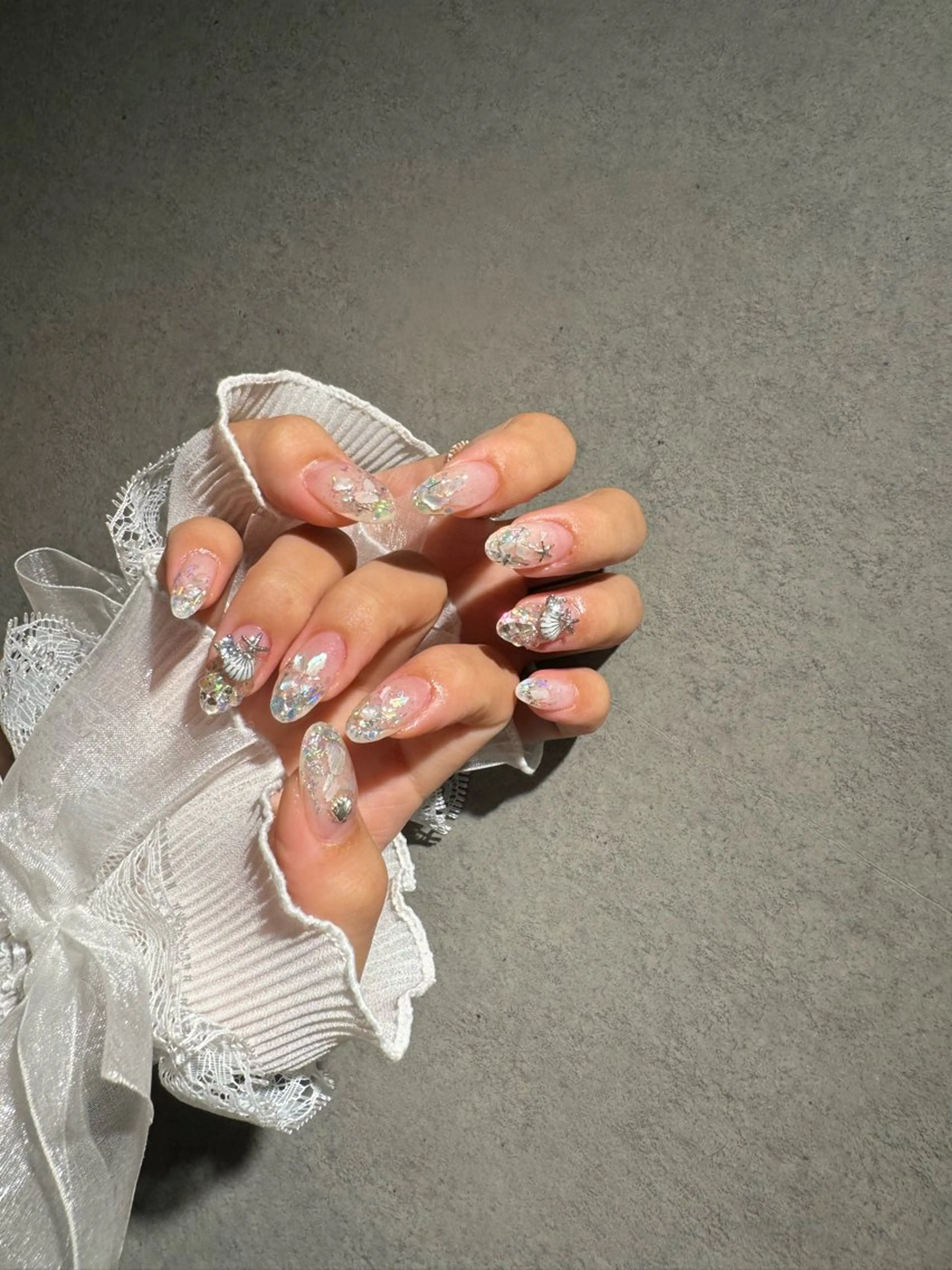 ネイル I-nailロング /ワンホン/キラキラのネイルデザイン