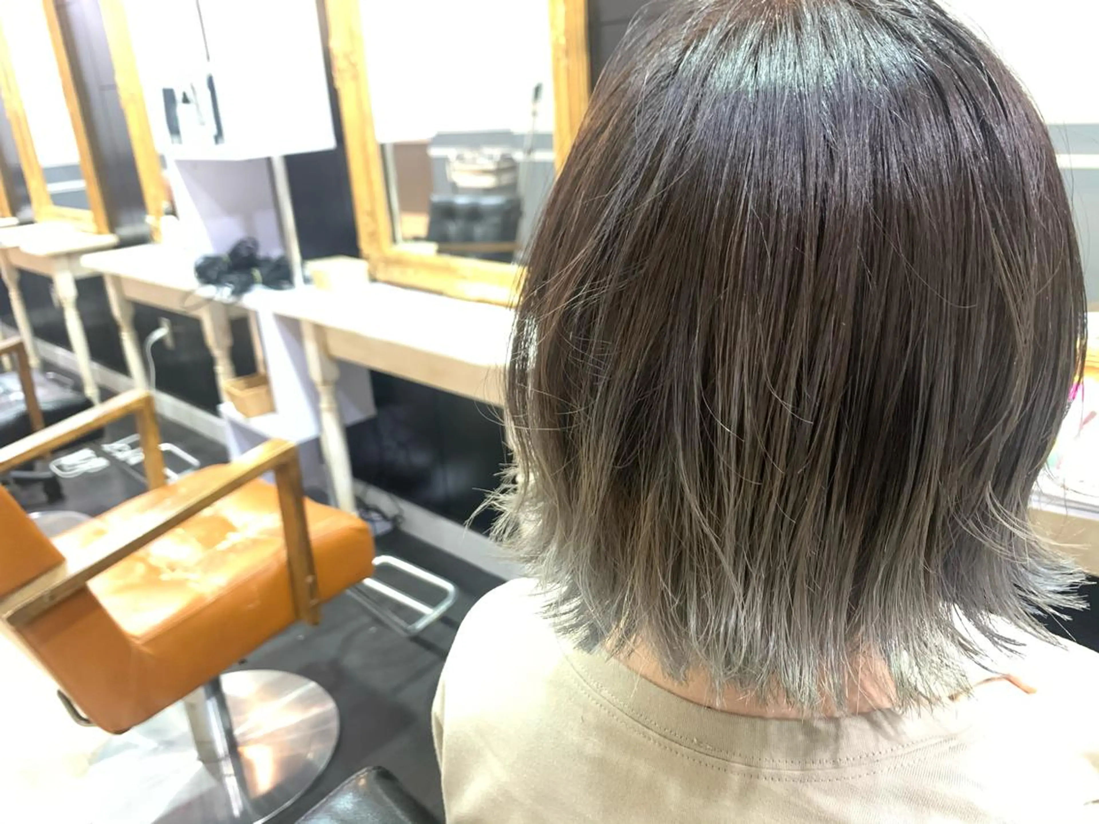 ミディアム カラー グラデーションカラー イケダ ハルカのヘアスタイル