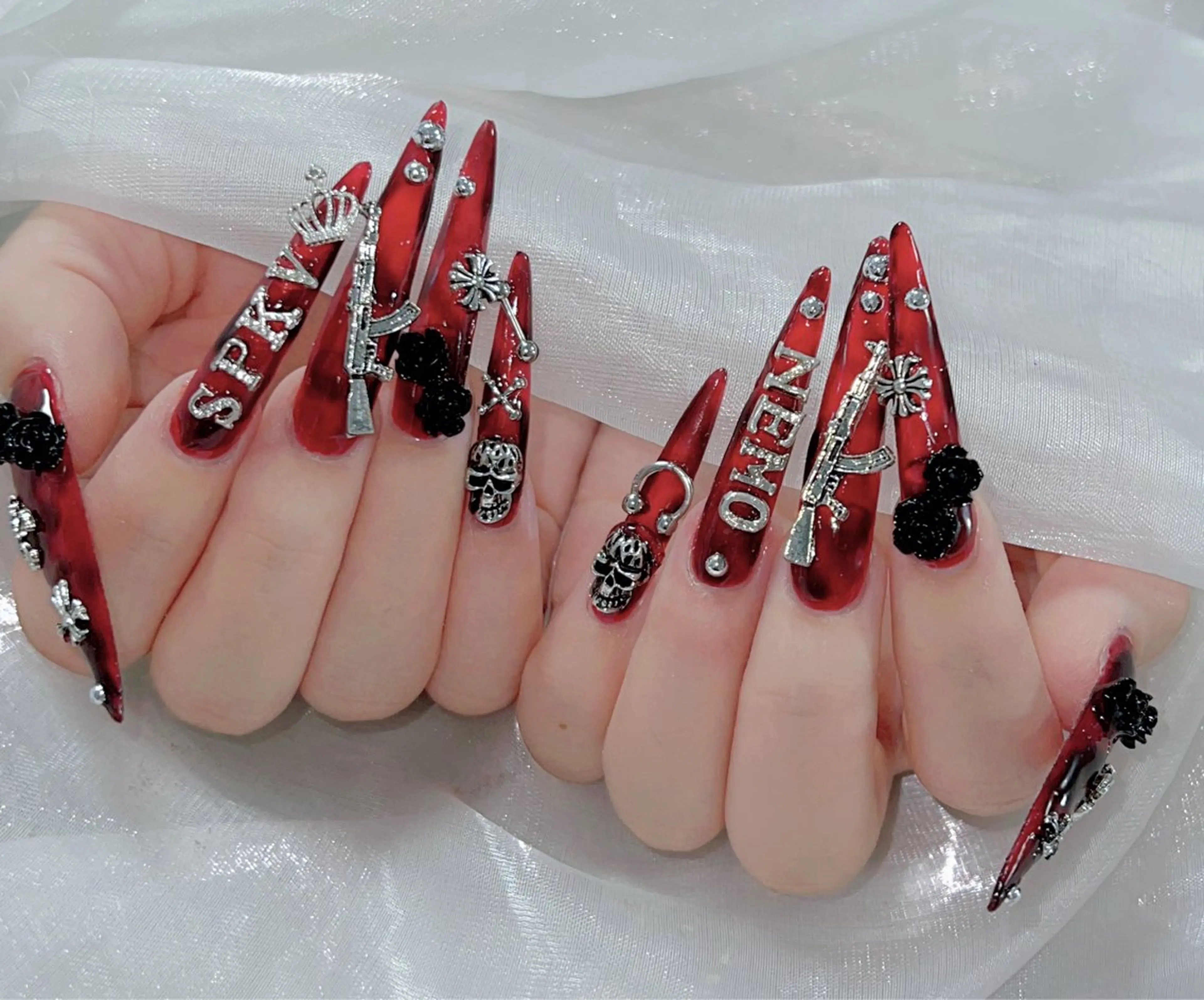 ネイル オーロラネイル クリアネイル フラッシュネイル ジェルネイル グラデーション ZUZU AMEE NAILのネイルデザイン