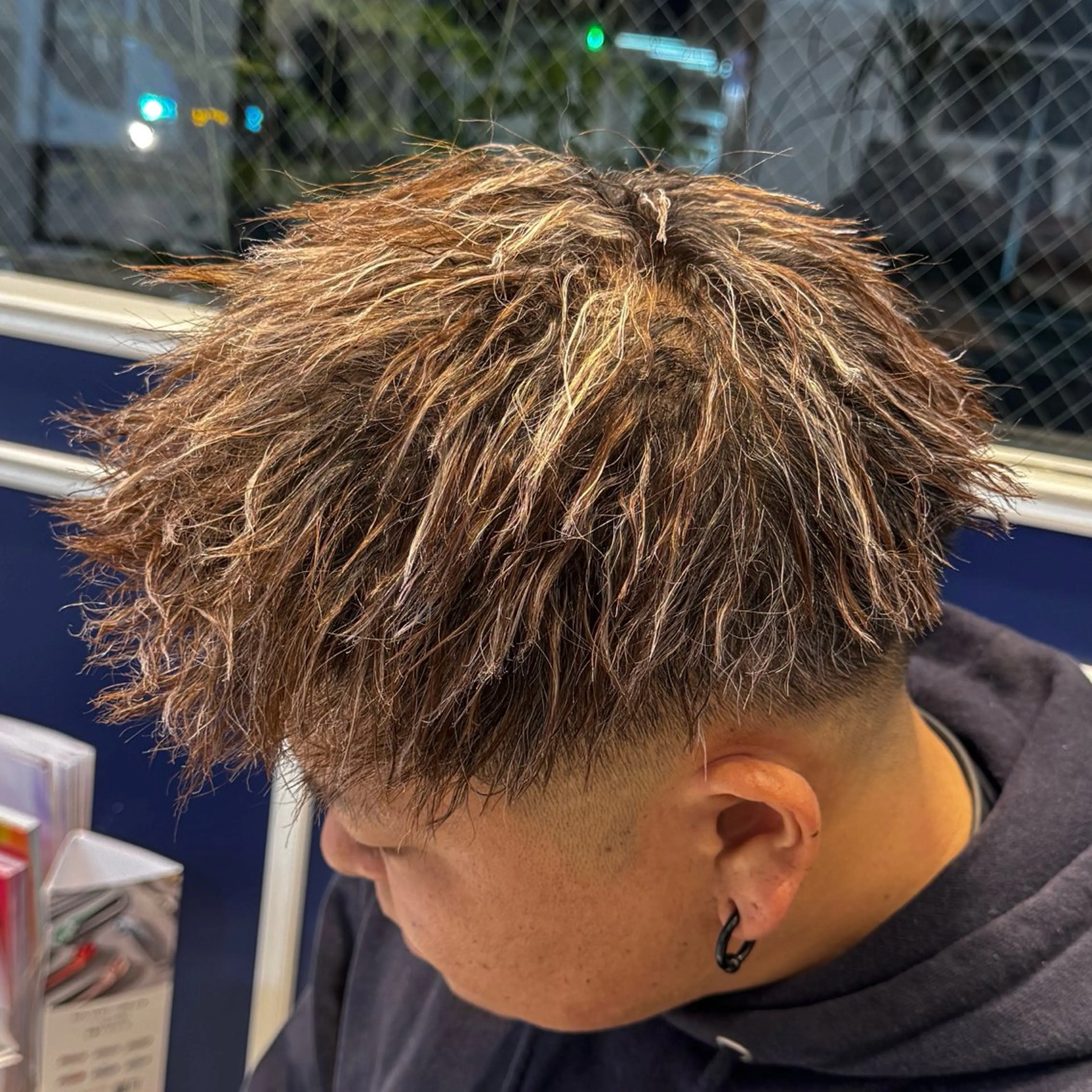 ショート カラー パーマ メンズ メンズメッシュ メッシュ カット ヘアカラー パーマ 吉田 新平のヘアスタイル