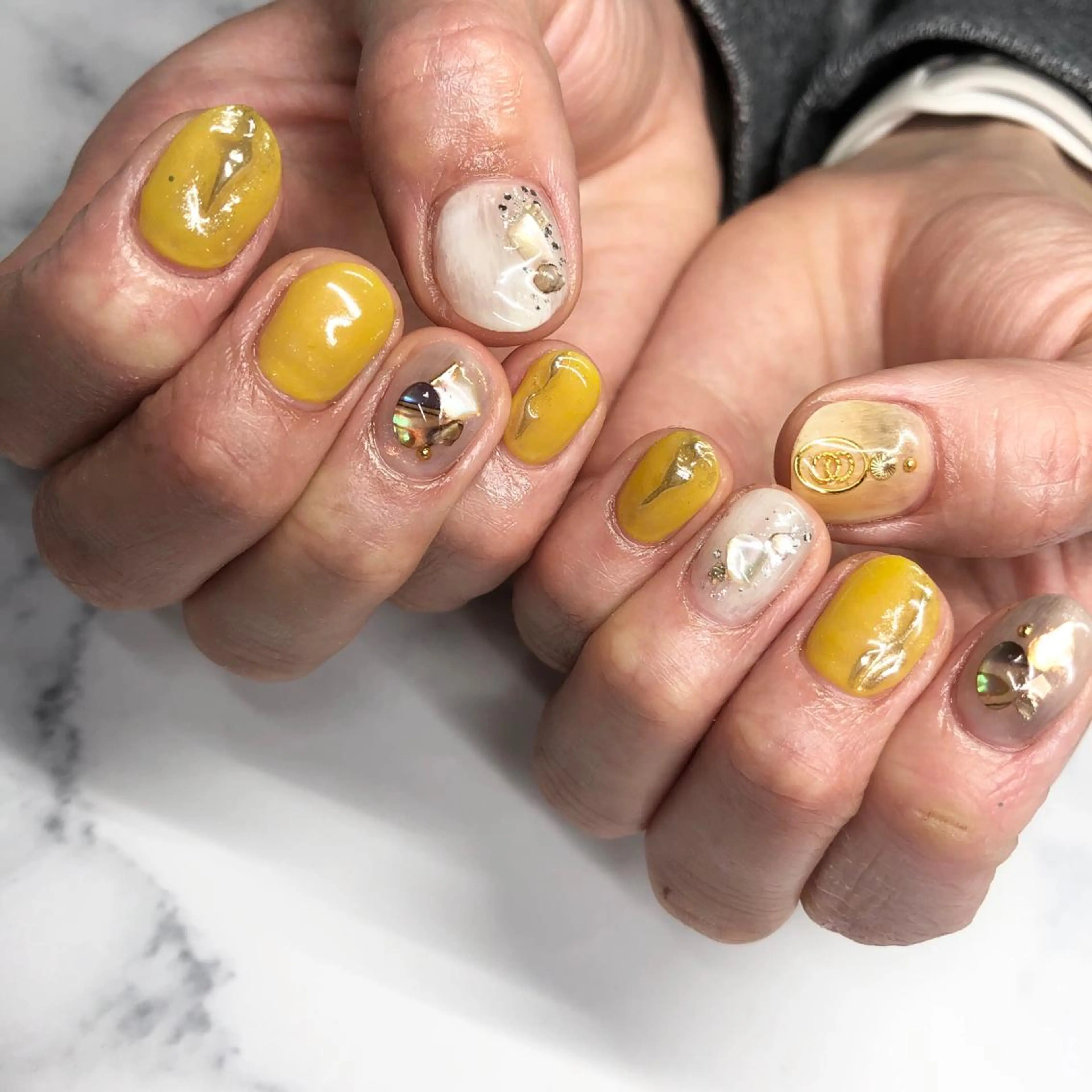 ロング カラー ヘアアレンジ キッズ ネイル マツエク・マツパ 福田 加奈のネイルデザイン