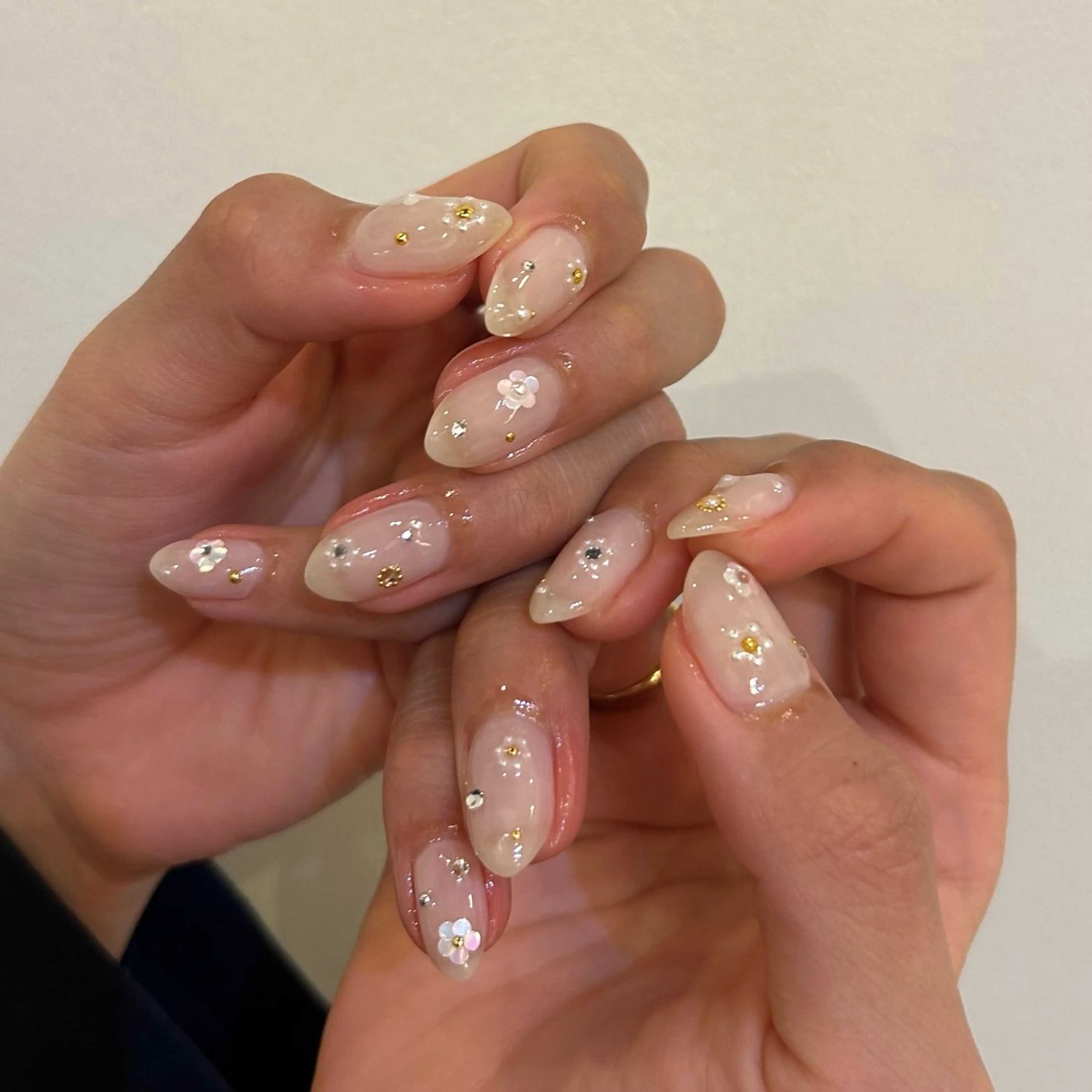 ネイル ハンドネイル Yumi シンプルネイルのネイルデザイン