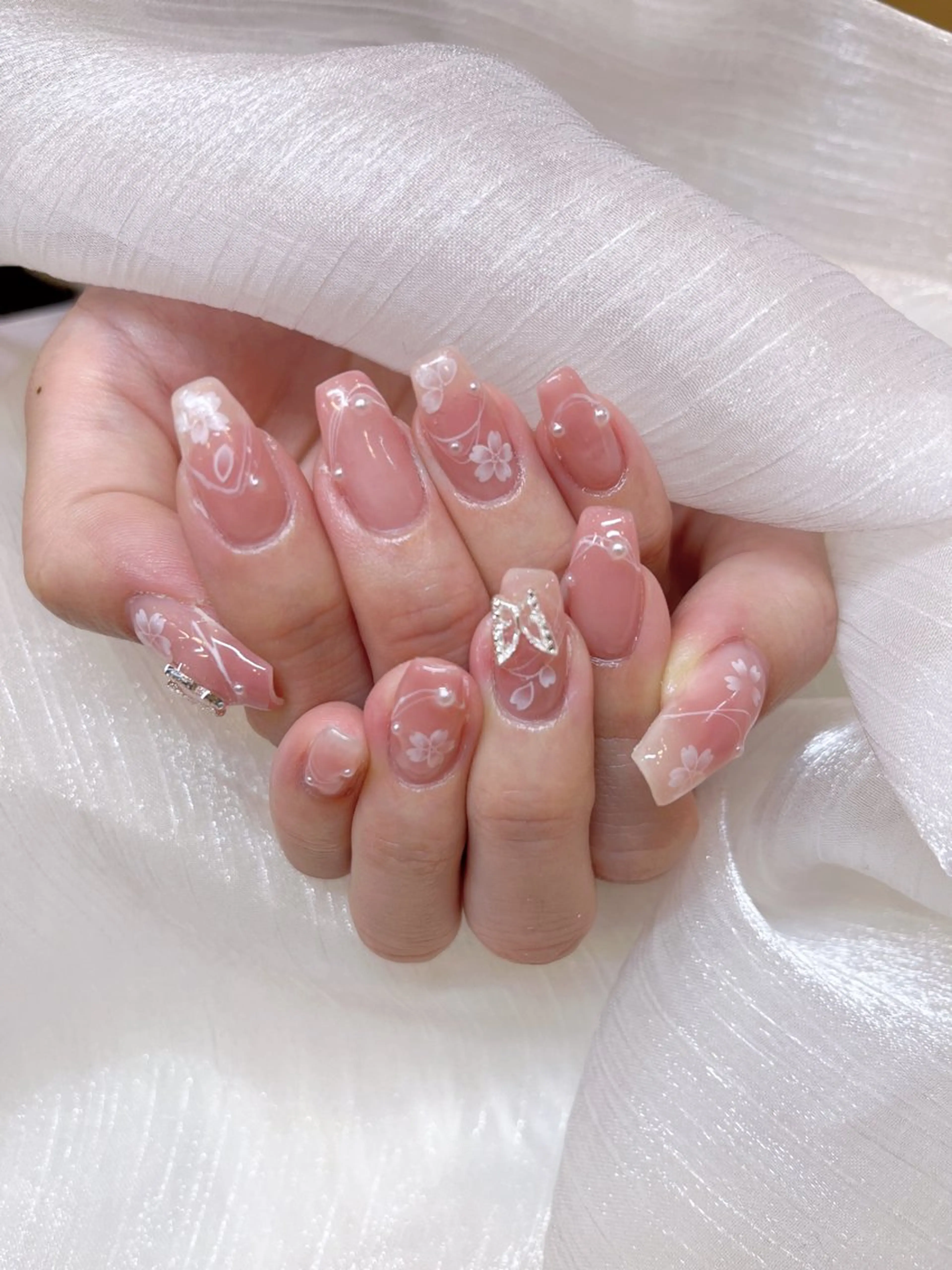 ネイル ハンドネイル COCO ネイルのネイルデザイン