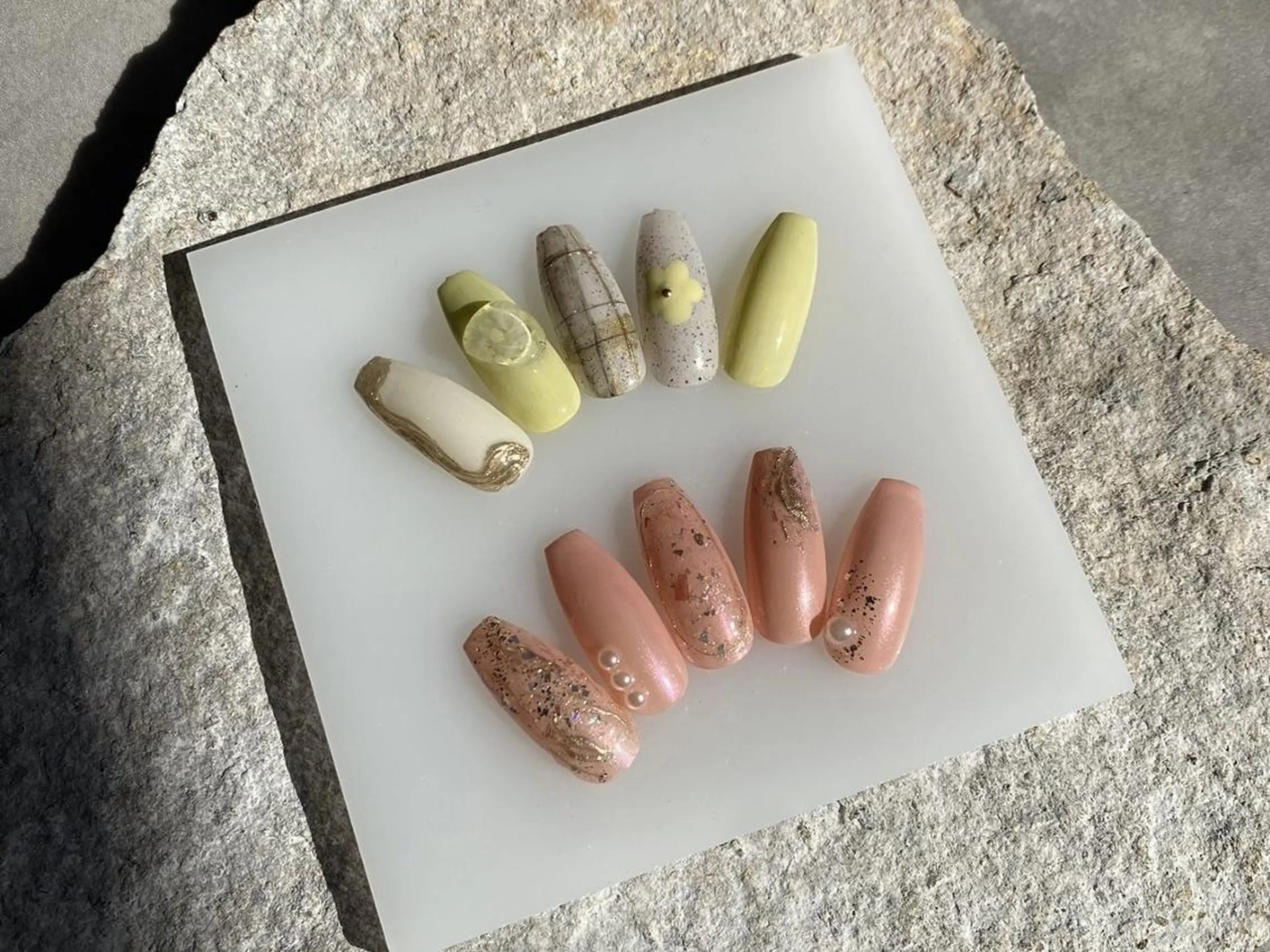 ネイル Aya W【放出店】のネイルデザイン