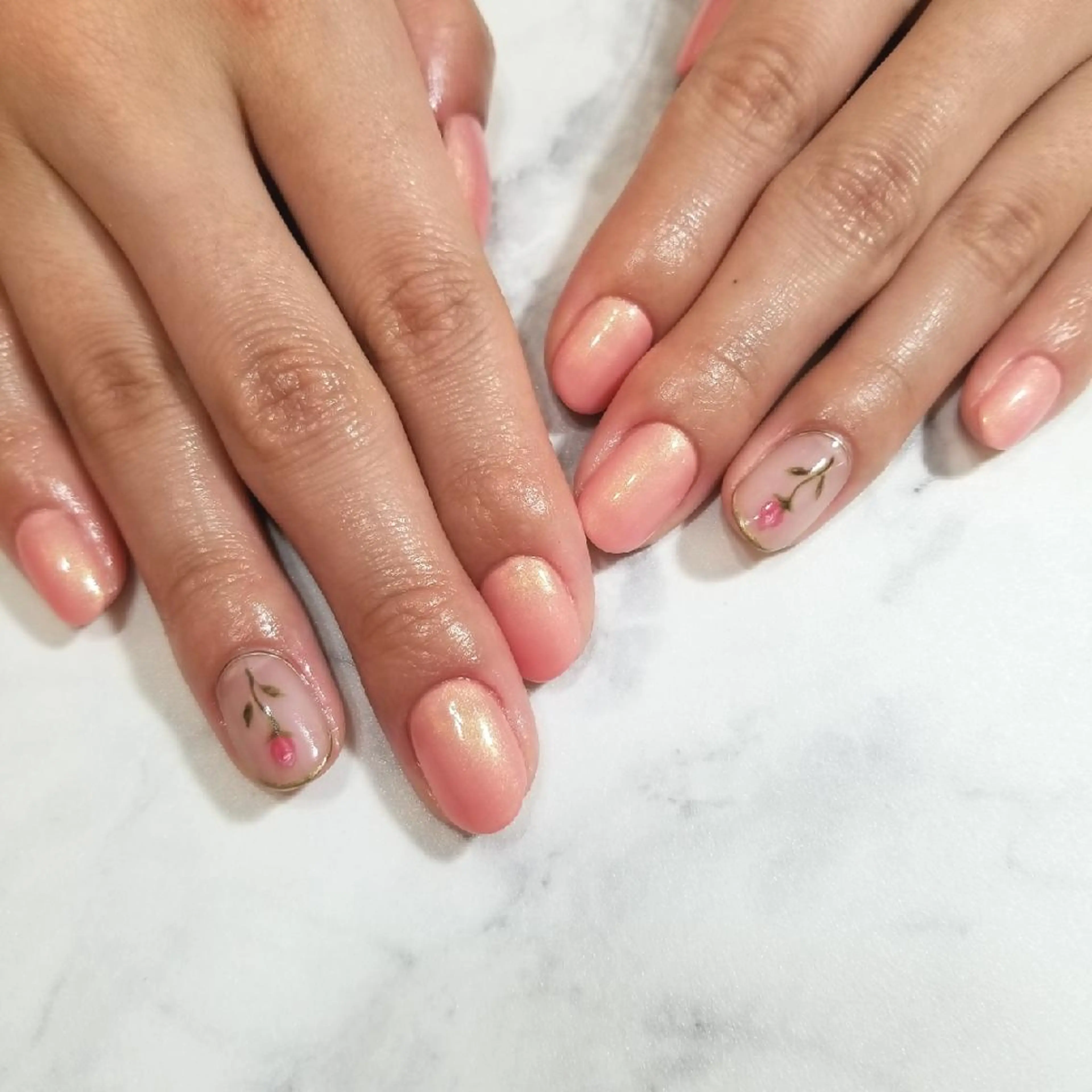 ネイル ハンドネイル nijiiro🌈 サトウのネイルデザイン