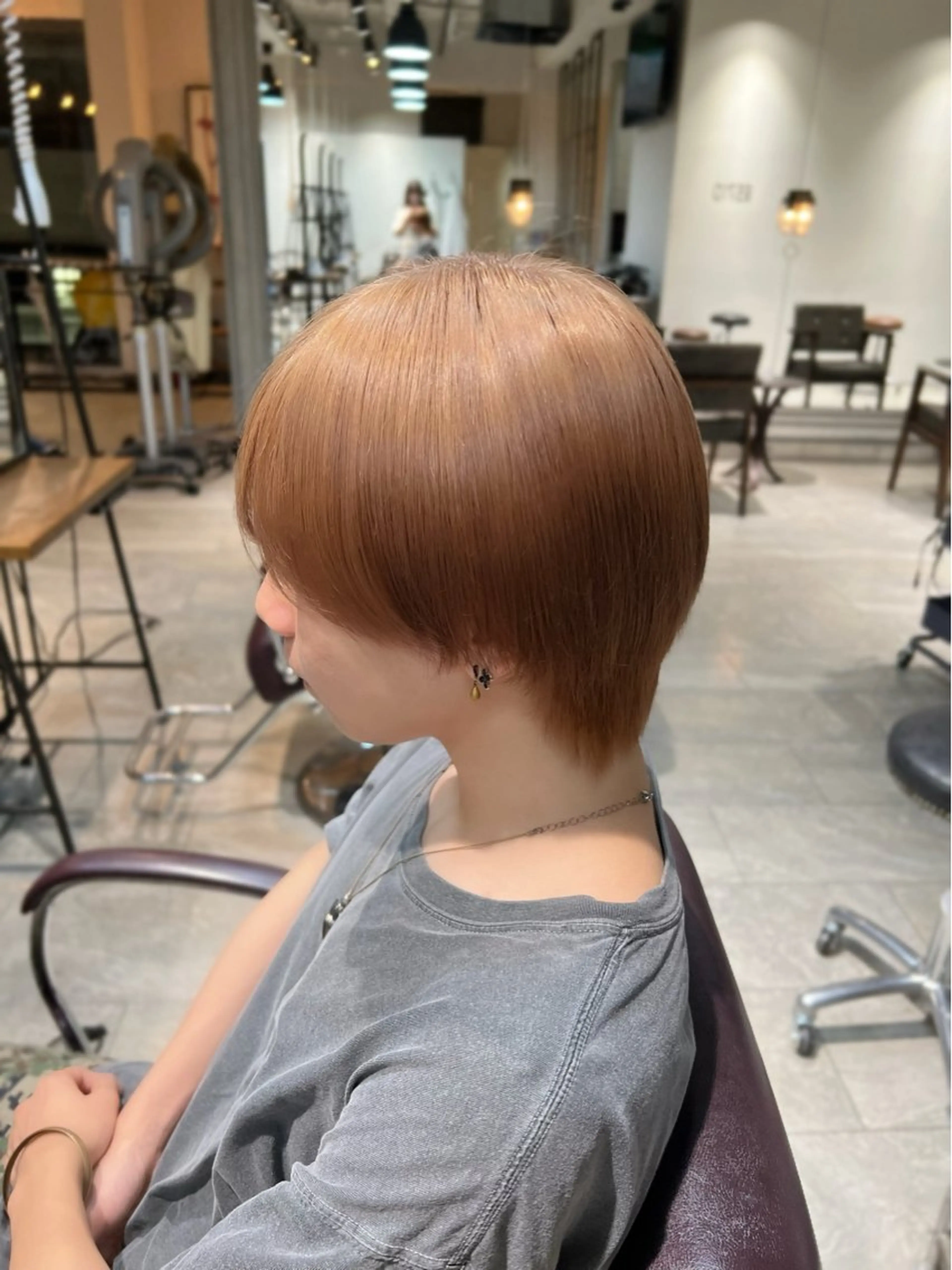 ショート カラー ヘアカラー トリートメント ヘアセット 🎀ハイトーン・艶 カラー HANA🎀のヘアスタイル