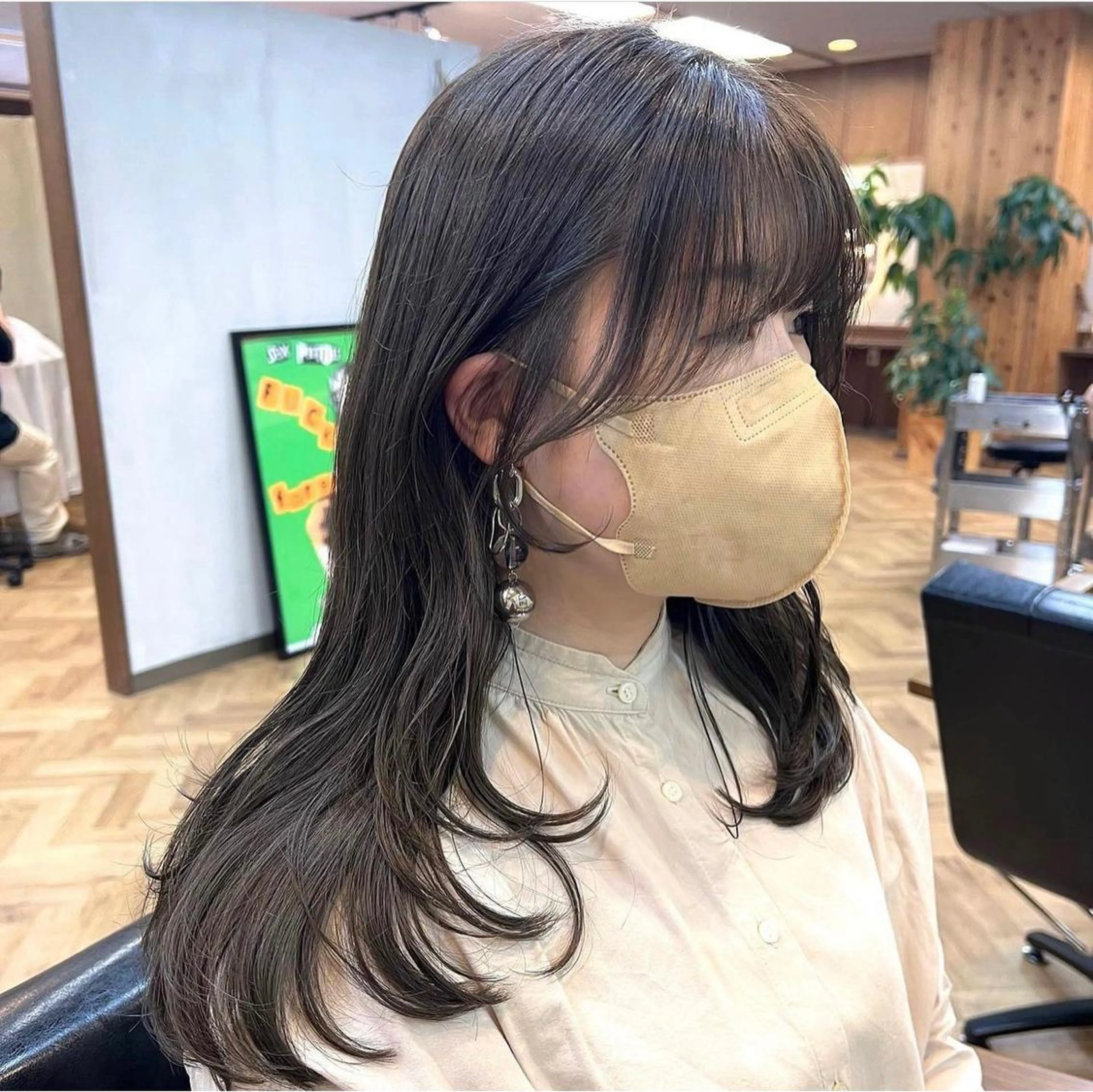 ロング カラー パーマ ヘアアレンジ メンズ ネイル マツエク・マツパ アイブロウ カット ヘアカラー トリートメント 前川 朋香のヘアスタイル