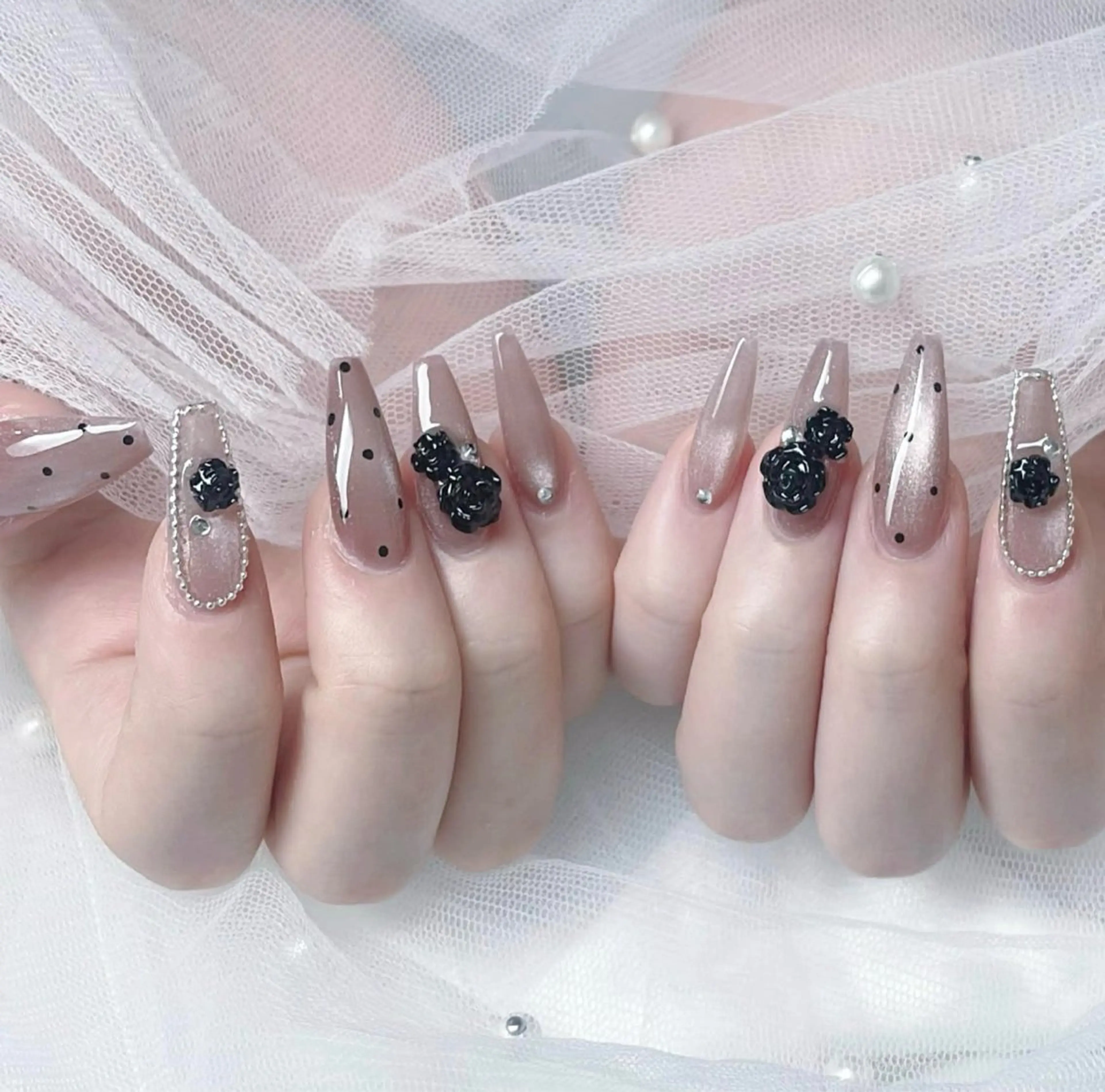 ハンドネイル 波 なみのネイルデザイン