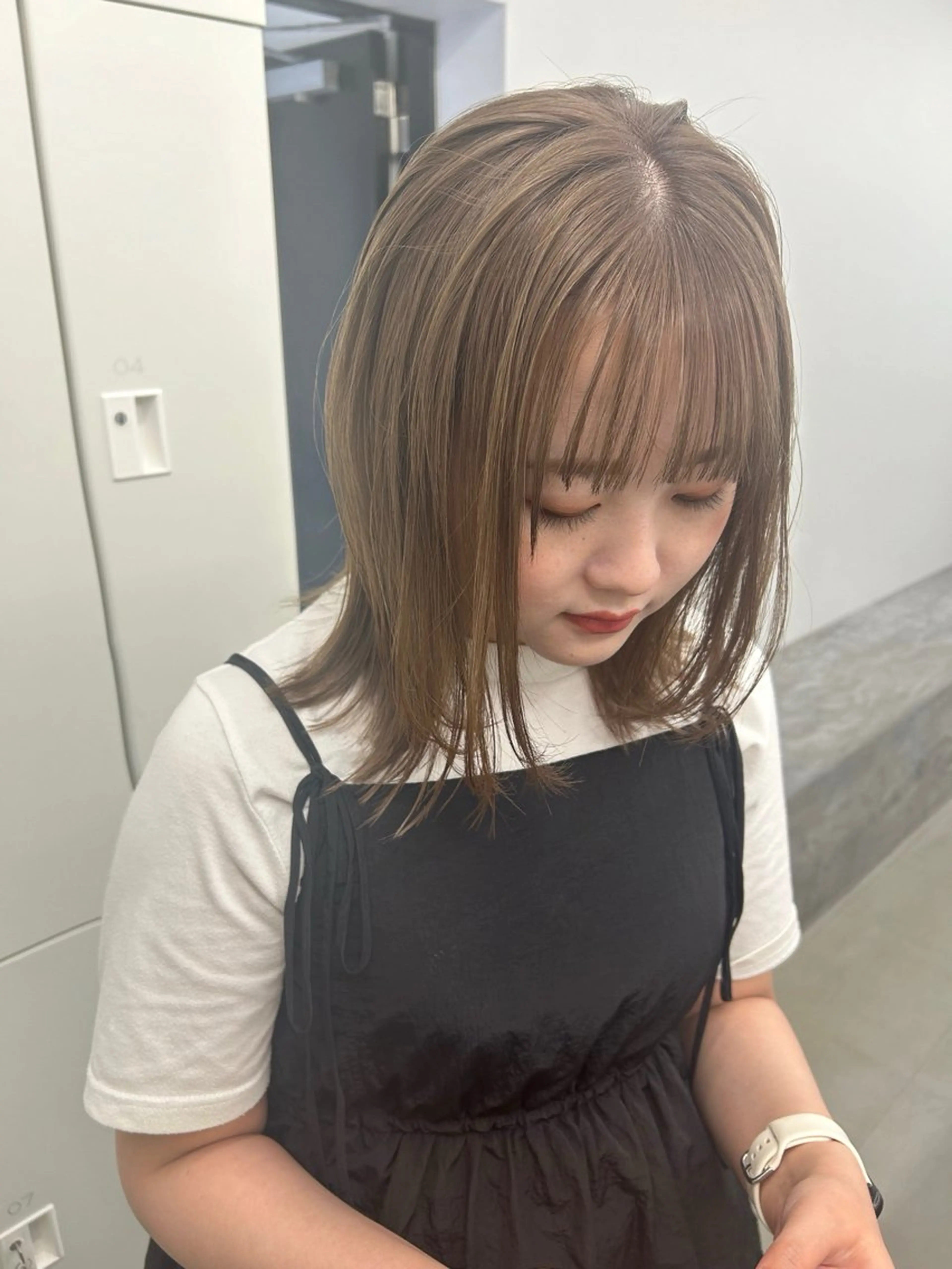 💕🌷ケアブリーチ+透明感カラー+カット🌷💕の写真