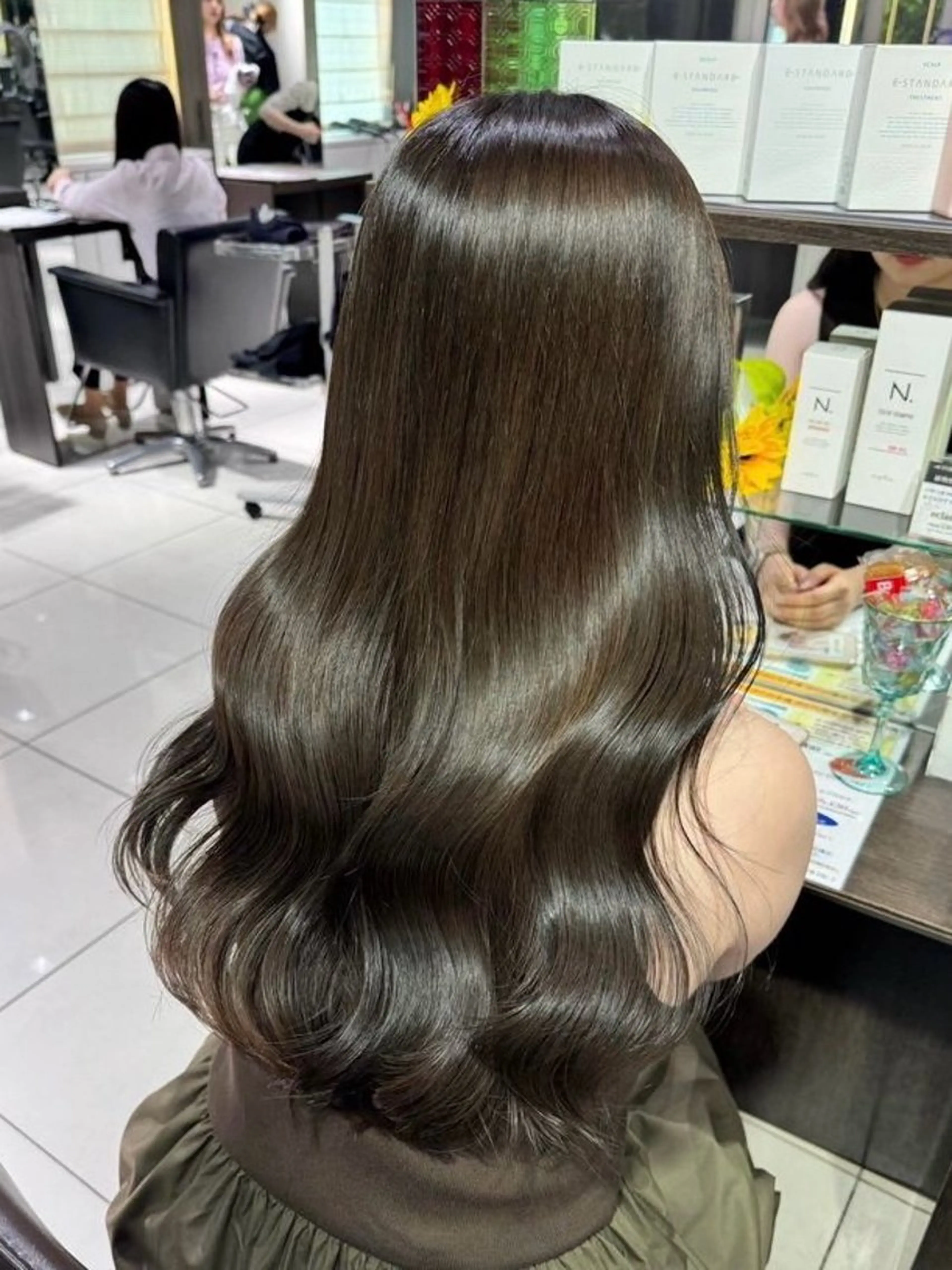 カラー 地毛風カラー/ 吉田菜々子のヘアスタイル